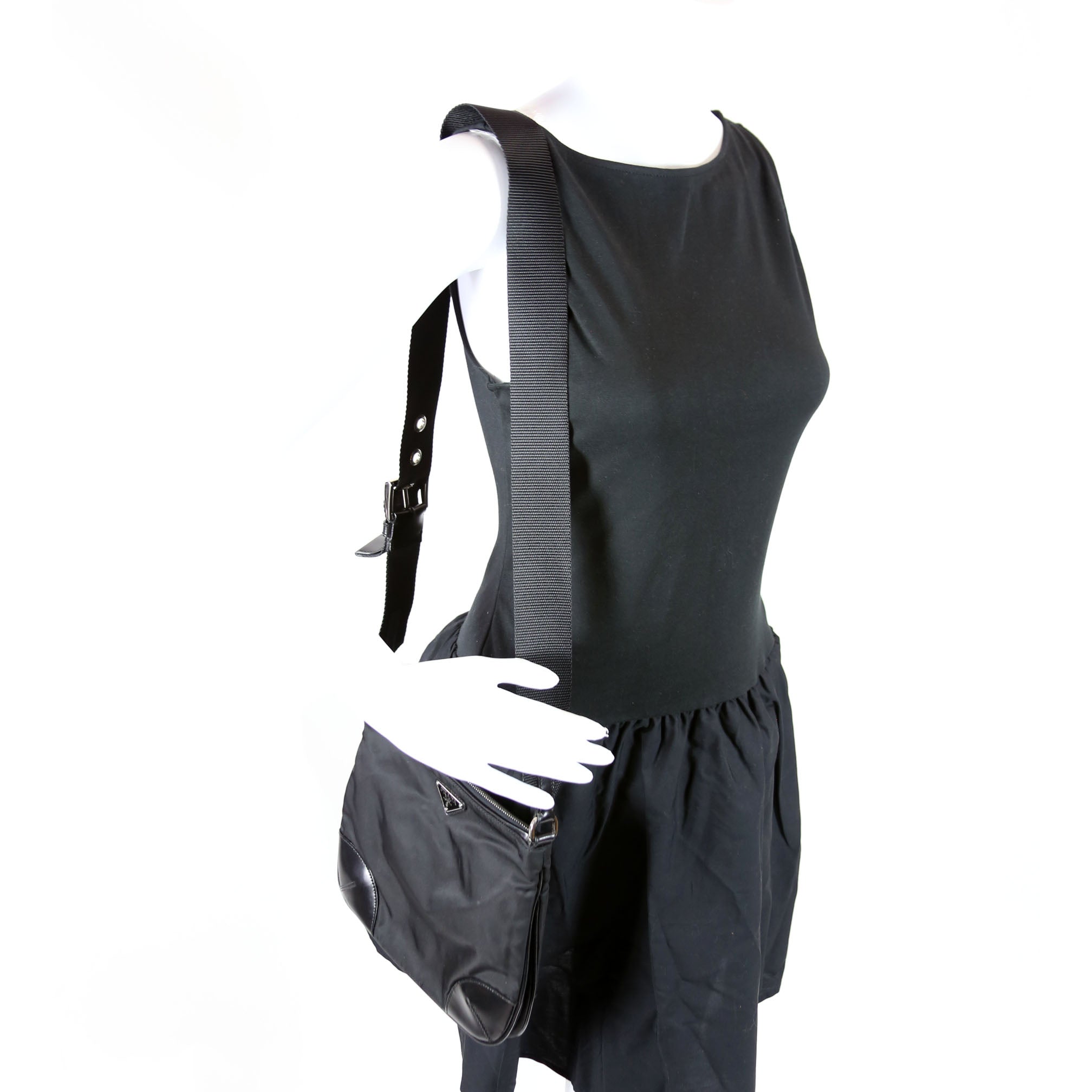 BT0326 Nylon Shoulder Bag Vintage Black