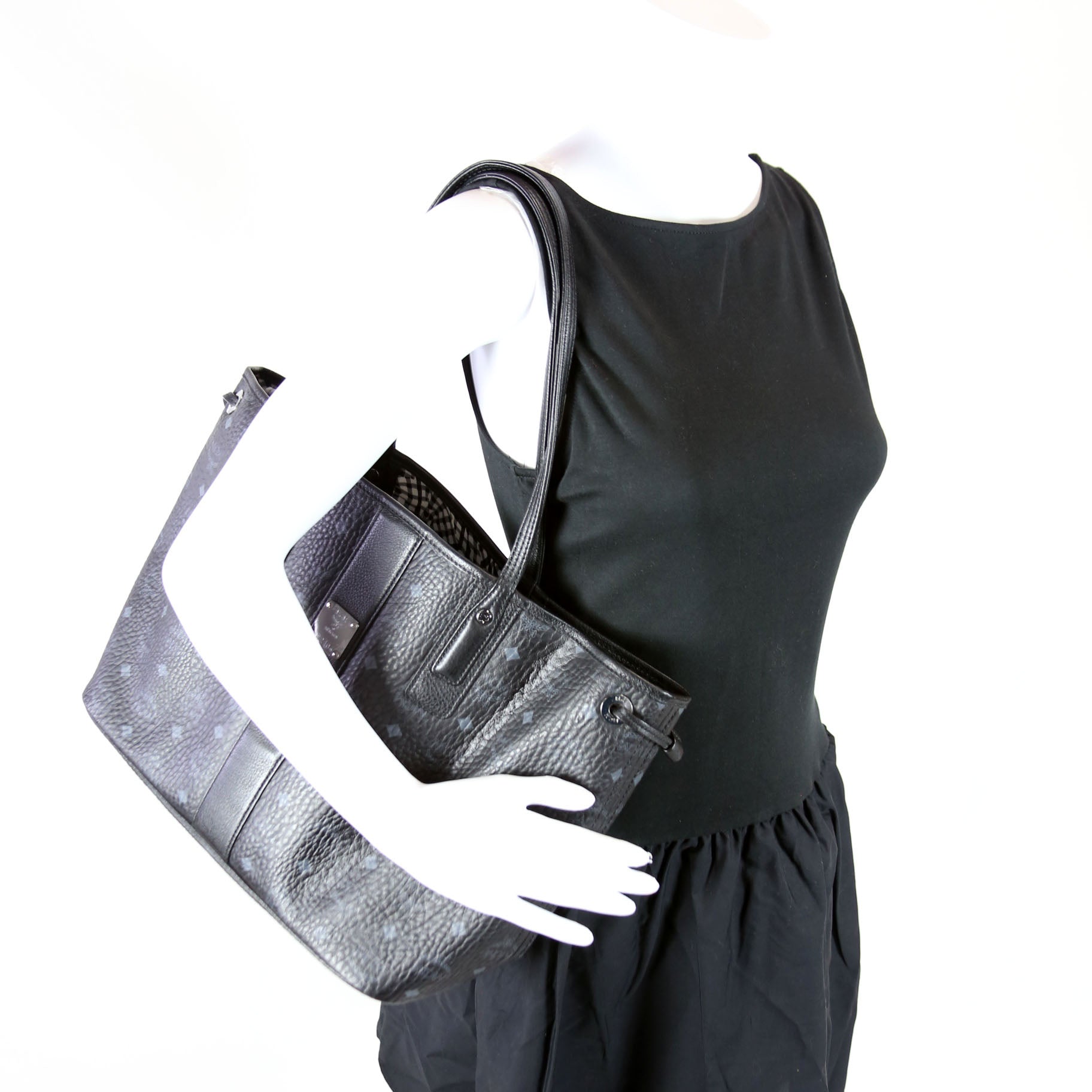 Liz Tote Reverse With Pouch Medium Black