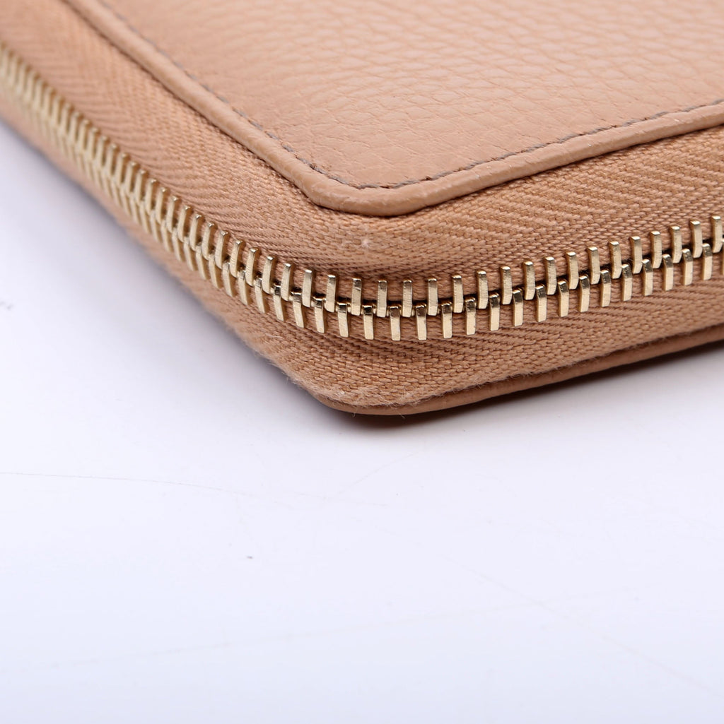 598187 Soho Zip Around Wallet Tan