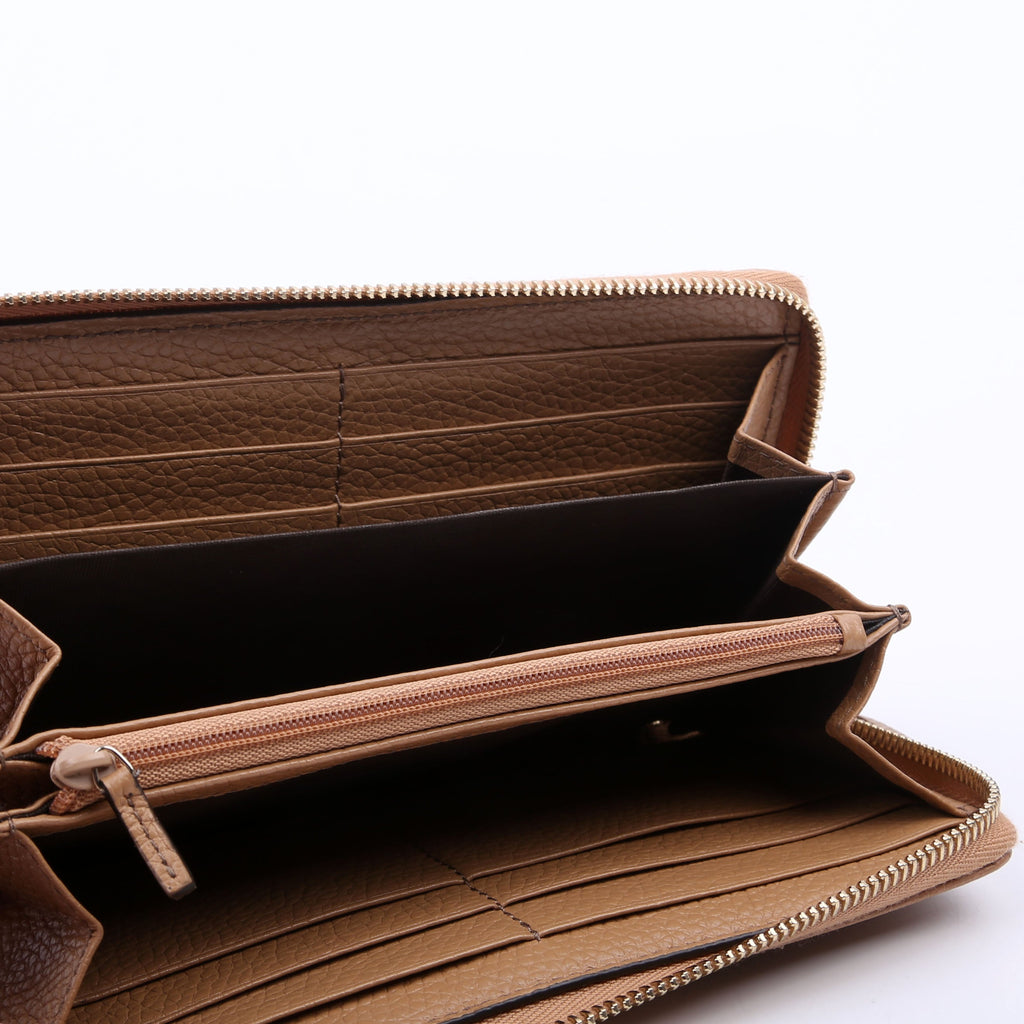 598187 Soho Zip Around Wallet Tan