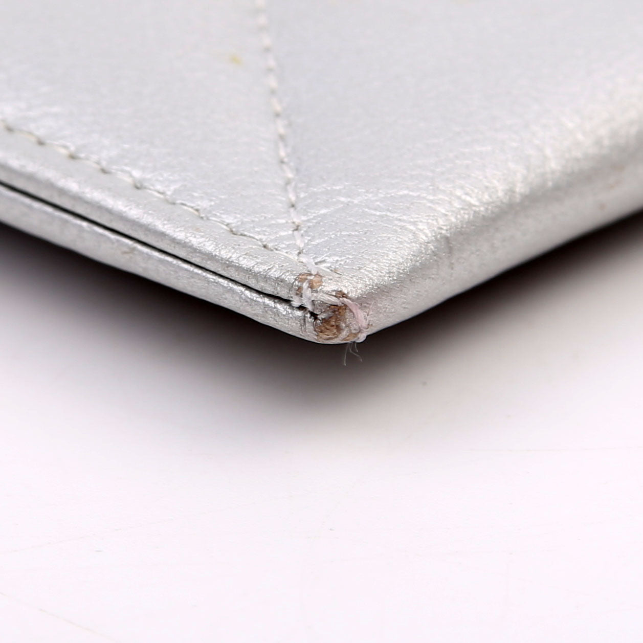 Quilted Lambskin 19 Card Holder Silver