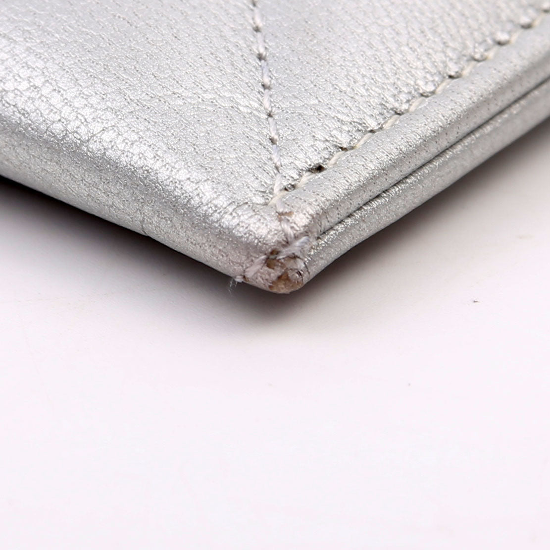 Quilted Lambskin 19 Card Holder Silver