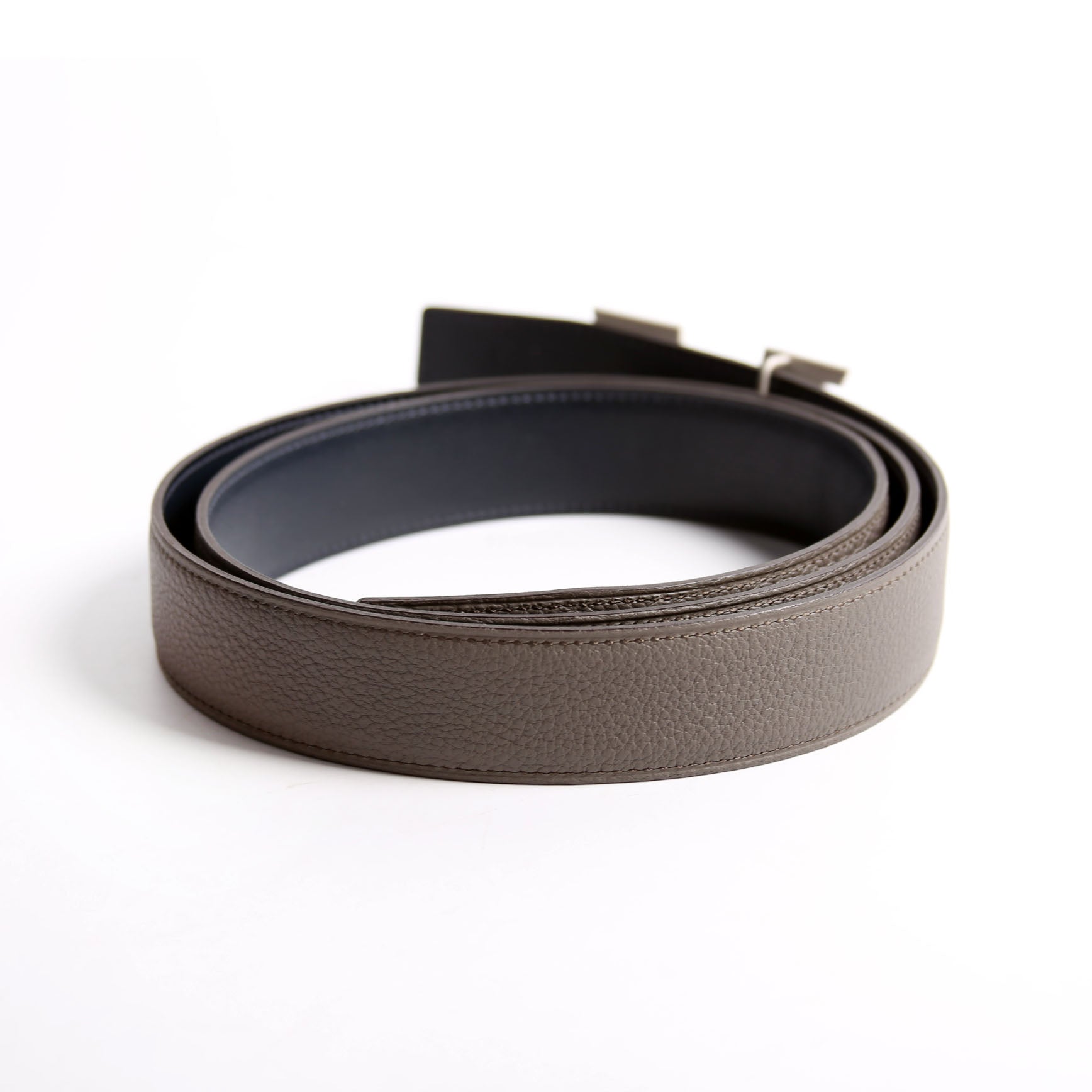 H Buckle 32MM Reversible Leather Belt Size 105 Grey/Navy