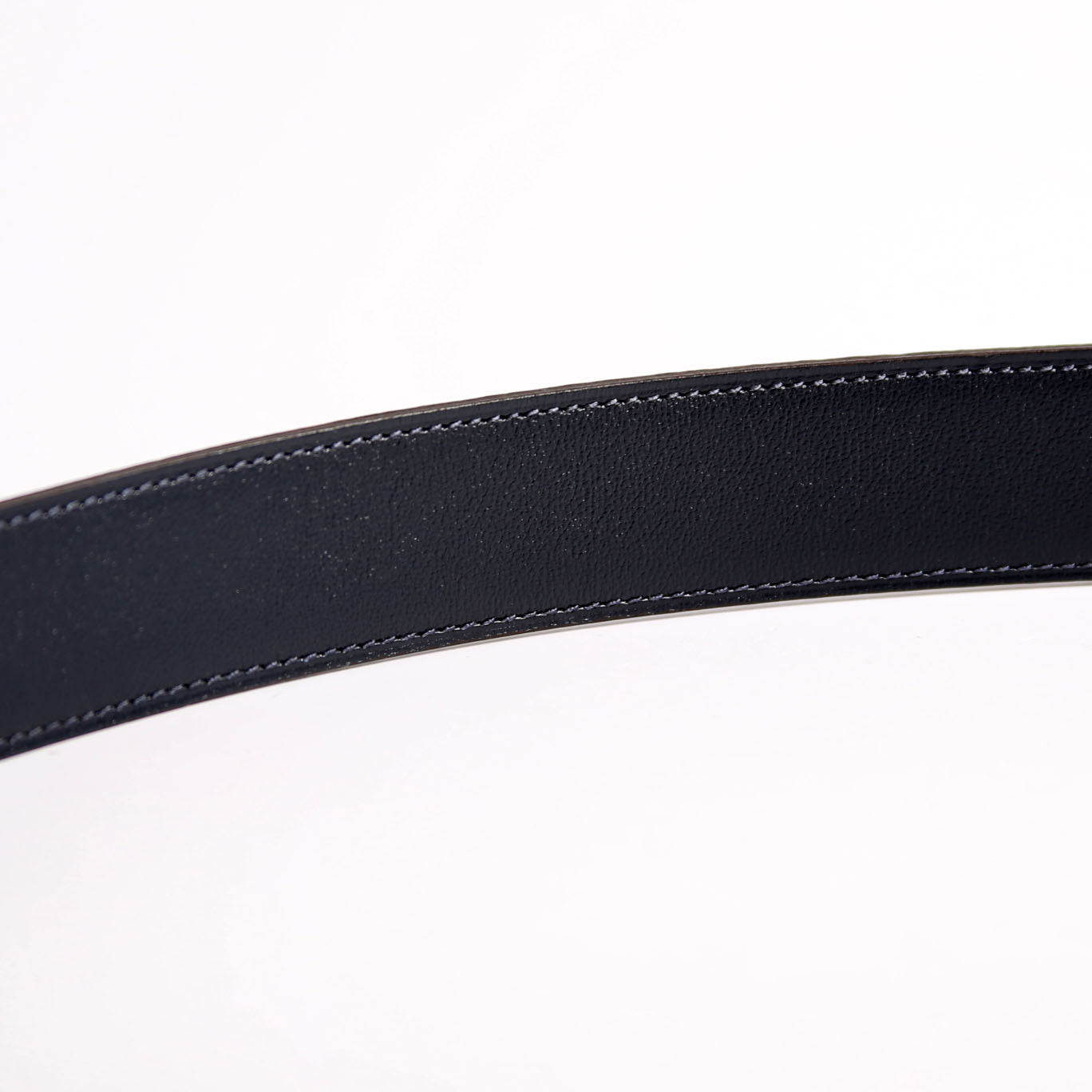H Buckle 32MM Reversible Leather Belt Size 105 Grey/Navy