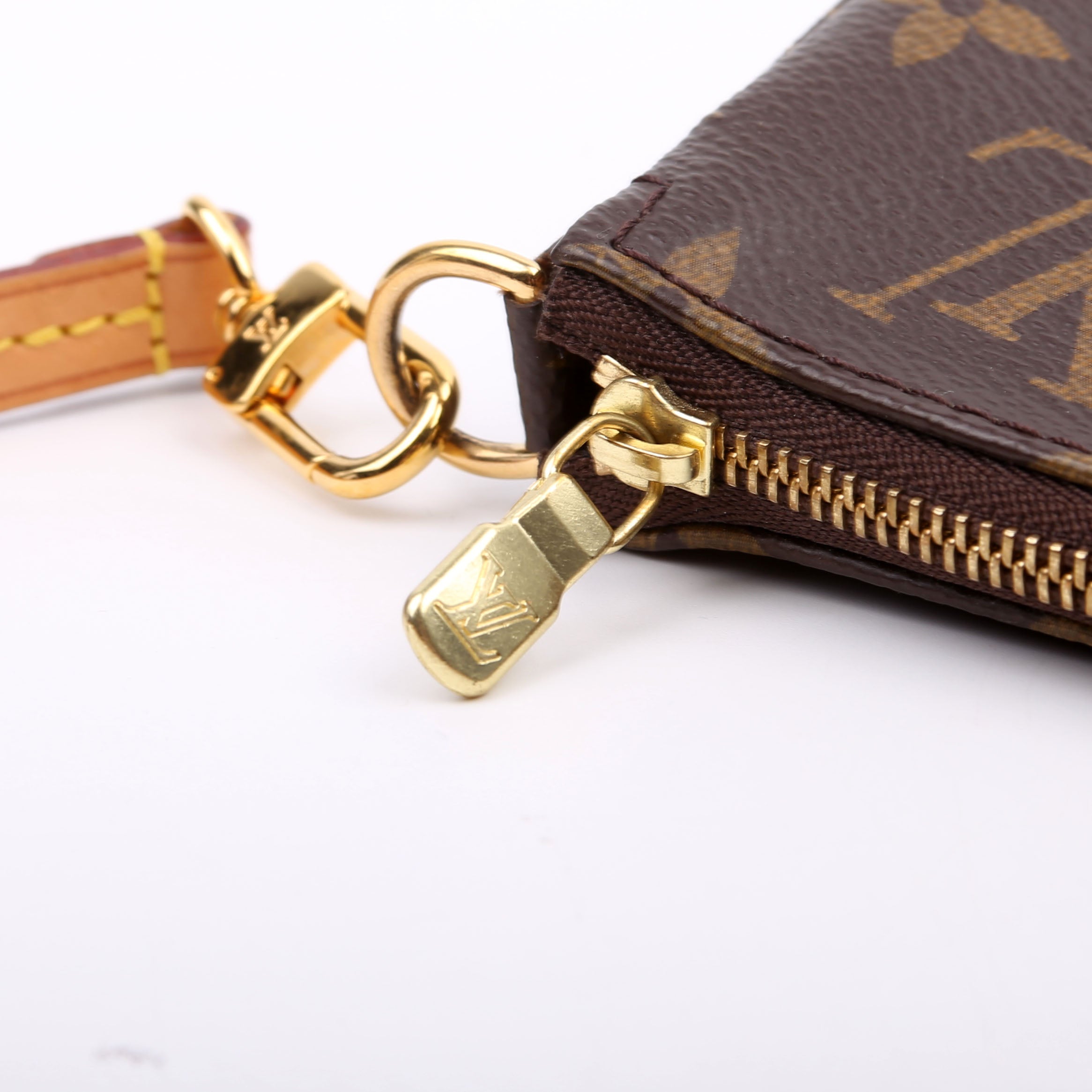 Pochette Access NM Monogram