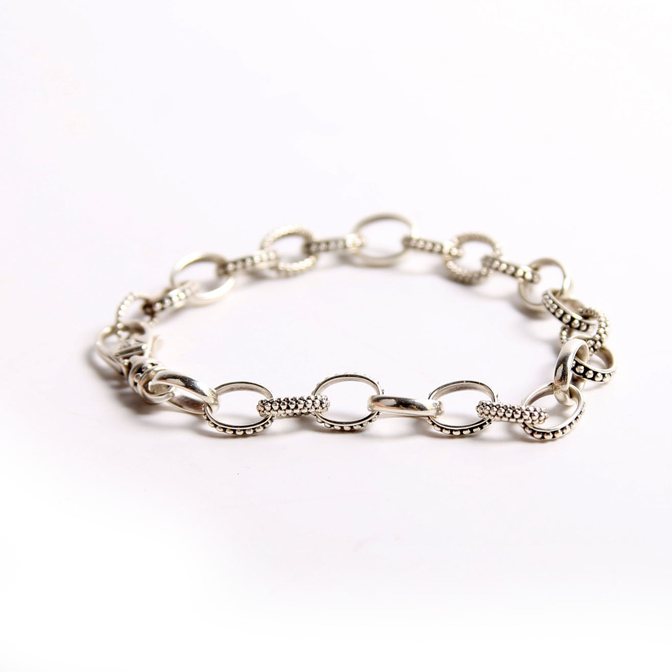 Signature Caviar Bead Link 8MM Bracelet 925