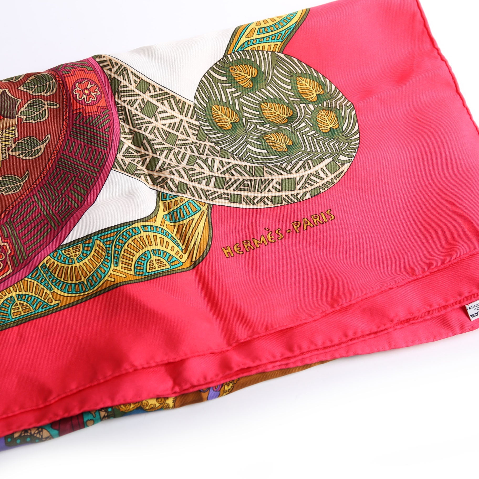 Art Des Steppes 90 Silk Scarf Red/Multicolor