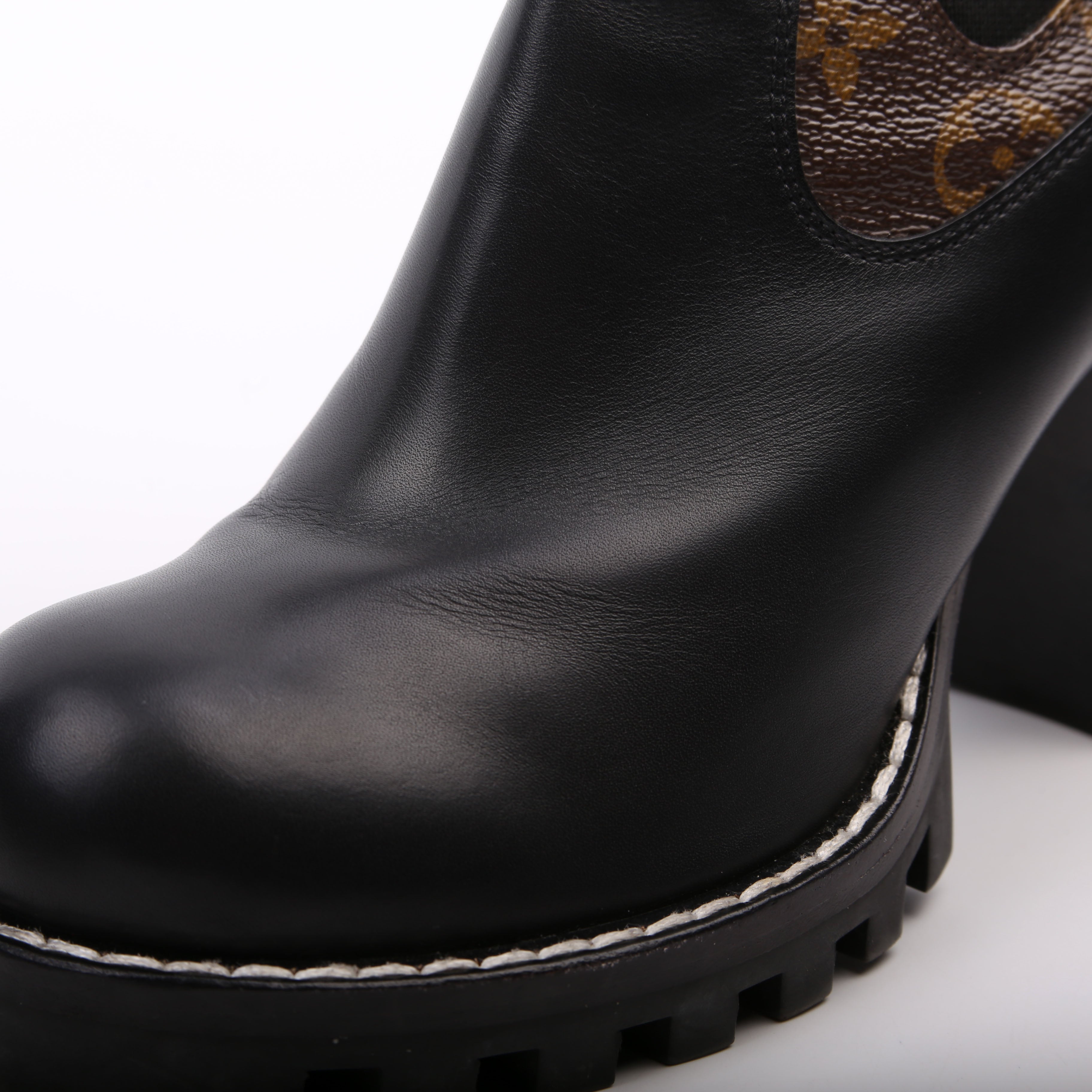 Star Trail Ankle Boots Size 39 Black/Brown