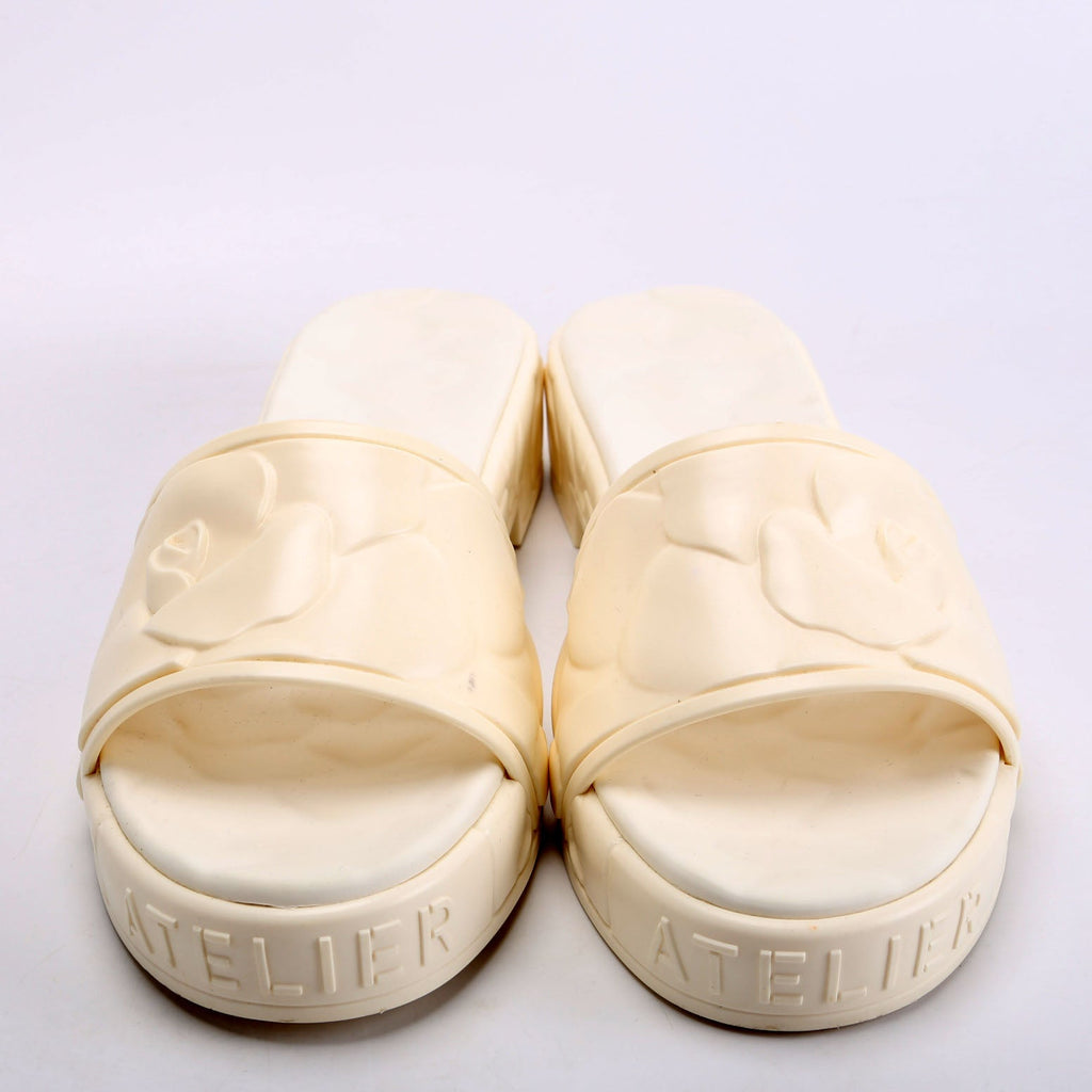 Platform Sculpted Poolside Mules Size 42 White