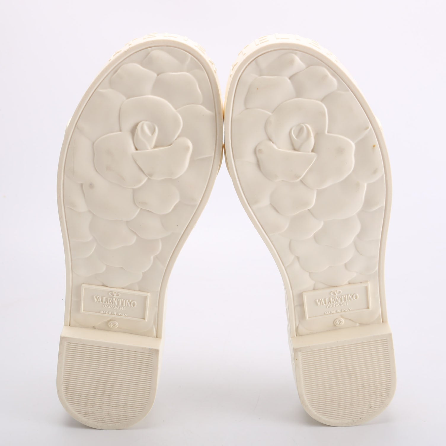 Platform Sculpted Poolside Mules Size 42 White