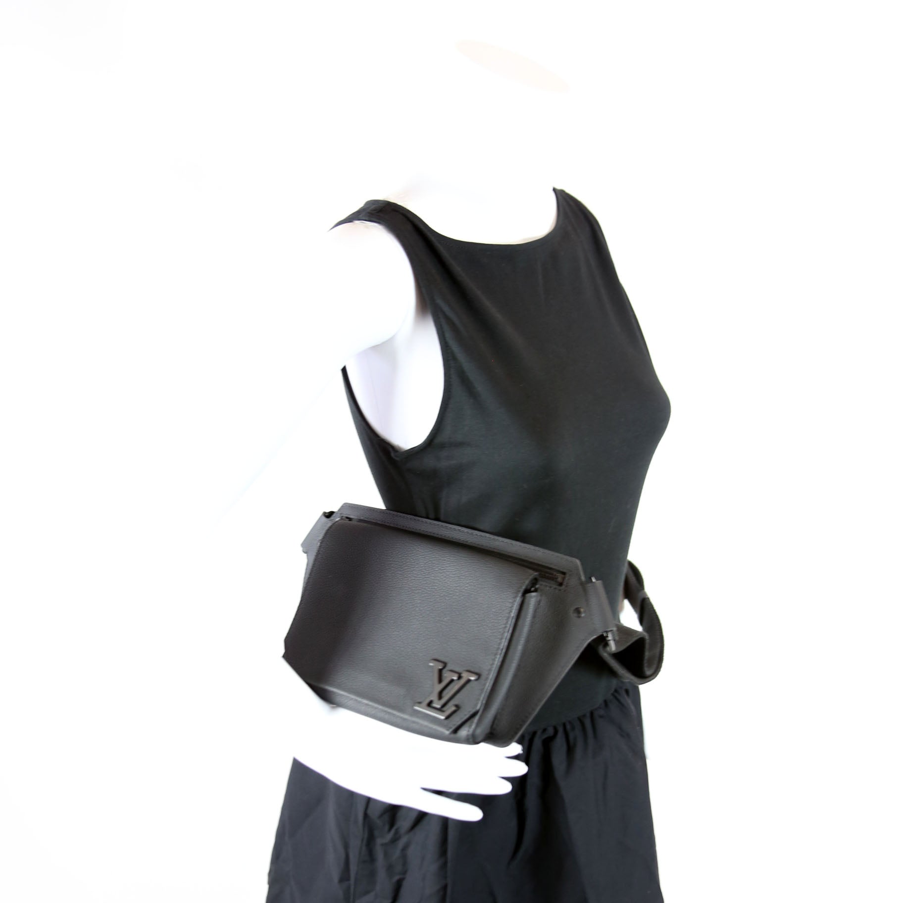 Takeoff Sling Aerogram Leather Black