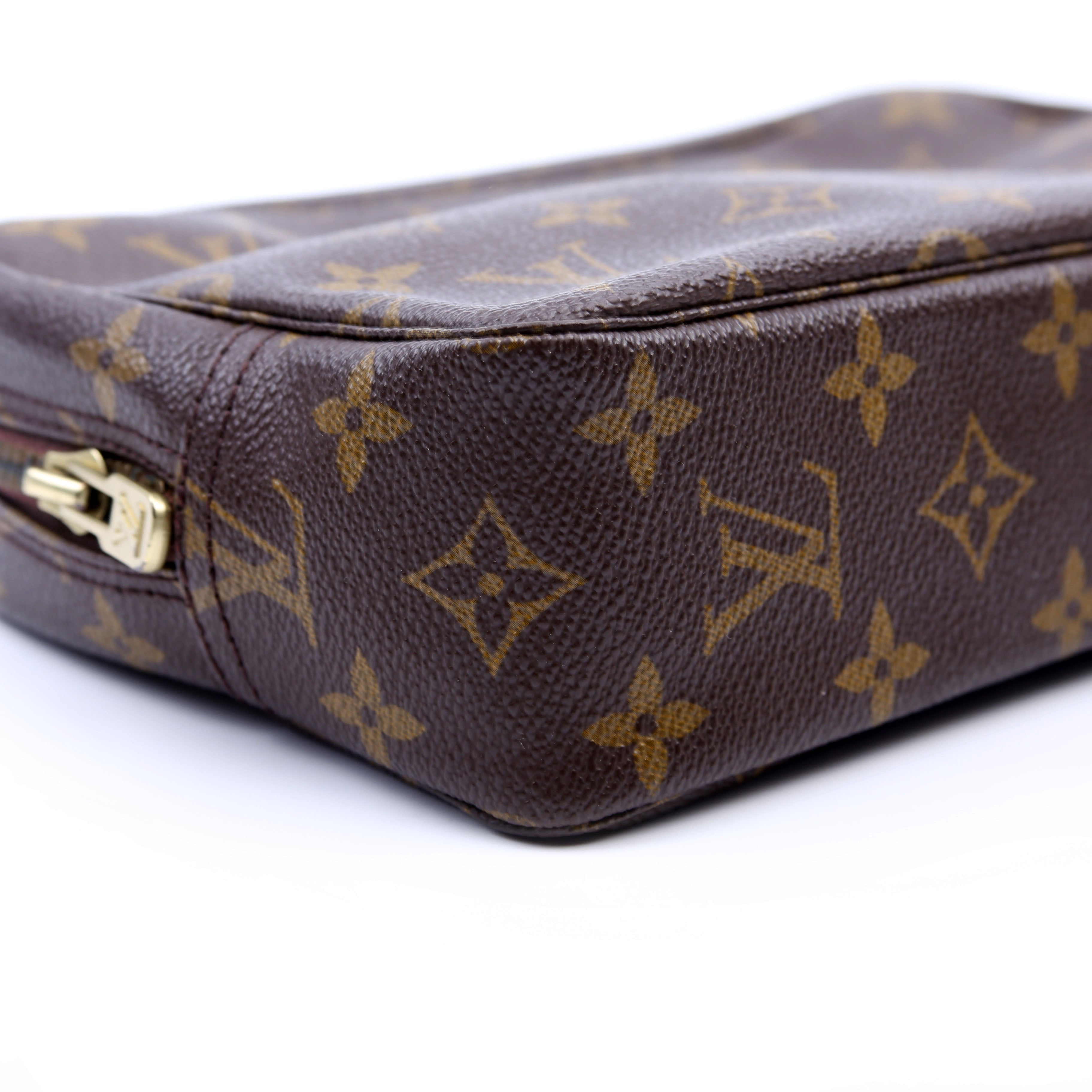 Trousse Toilette 23 Monogram