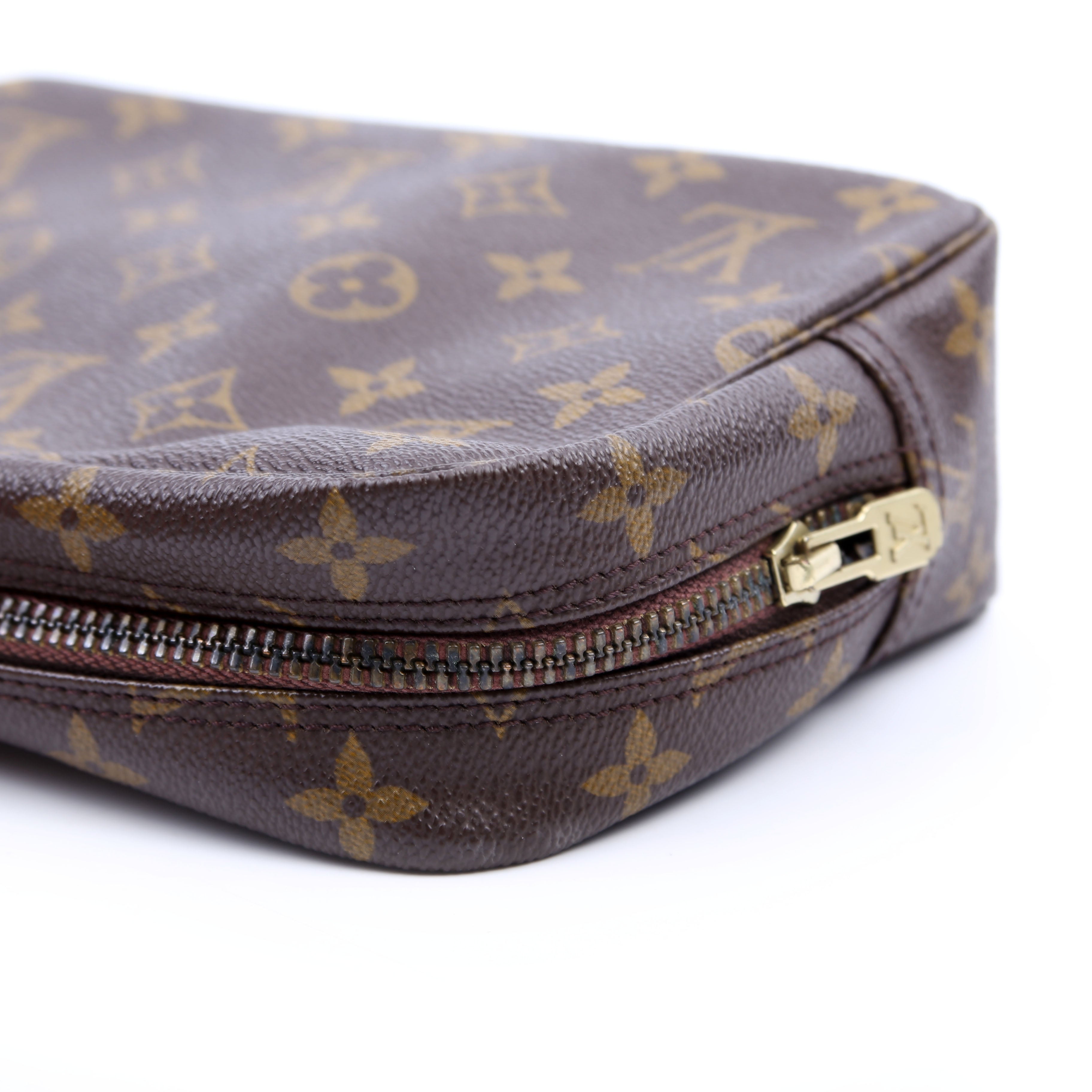 Trousse Toilette 23 Monogram