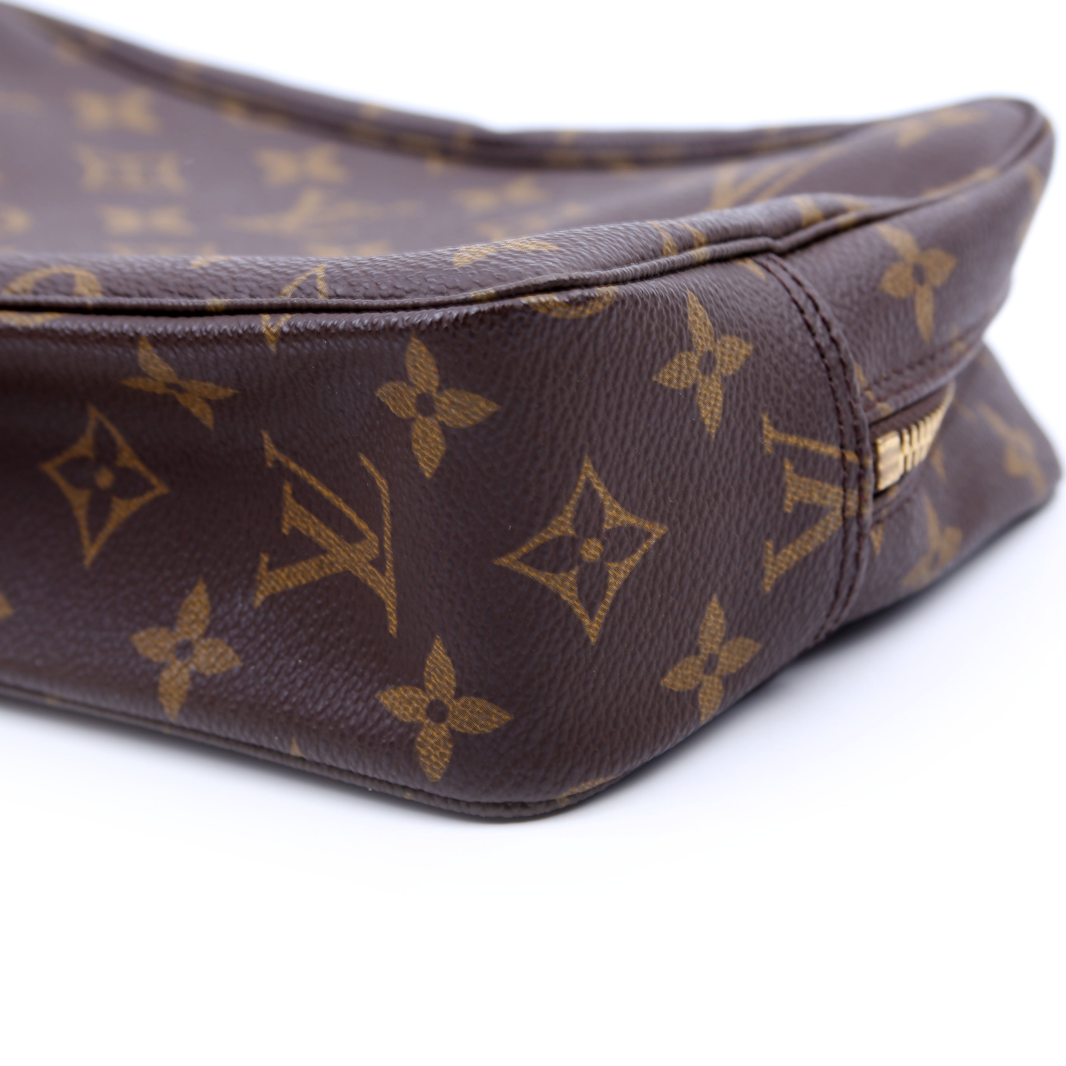 Trousse Toilette 23 Monogram