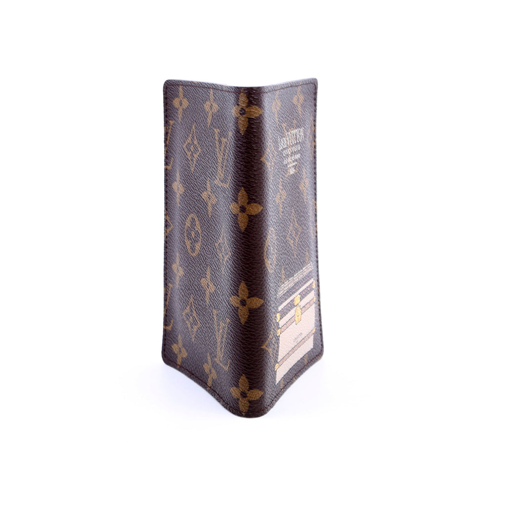 Passport Holder Trunks & Locks Monogram