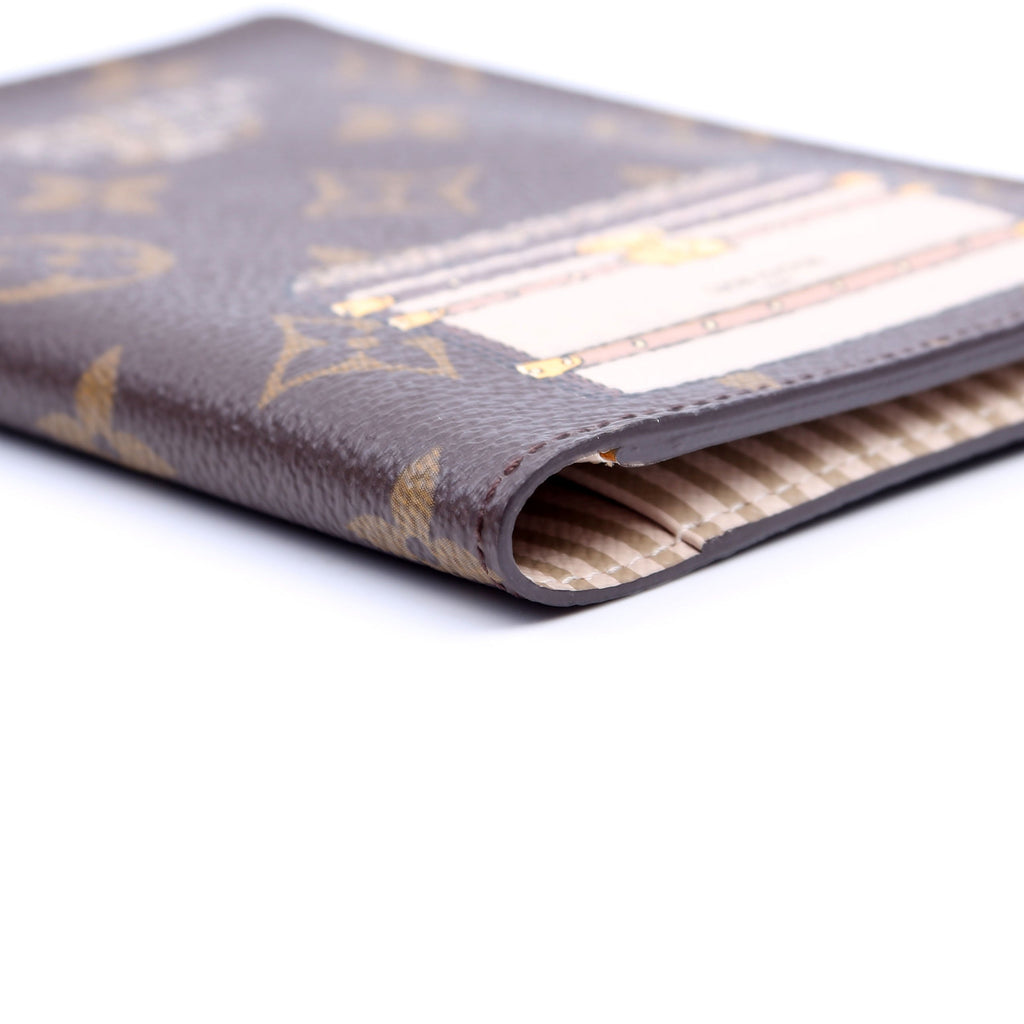 Passport Holder Trunks & Locks Monogram