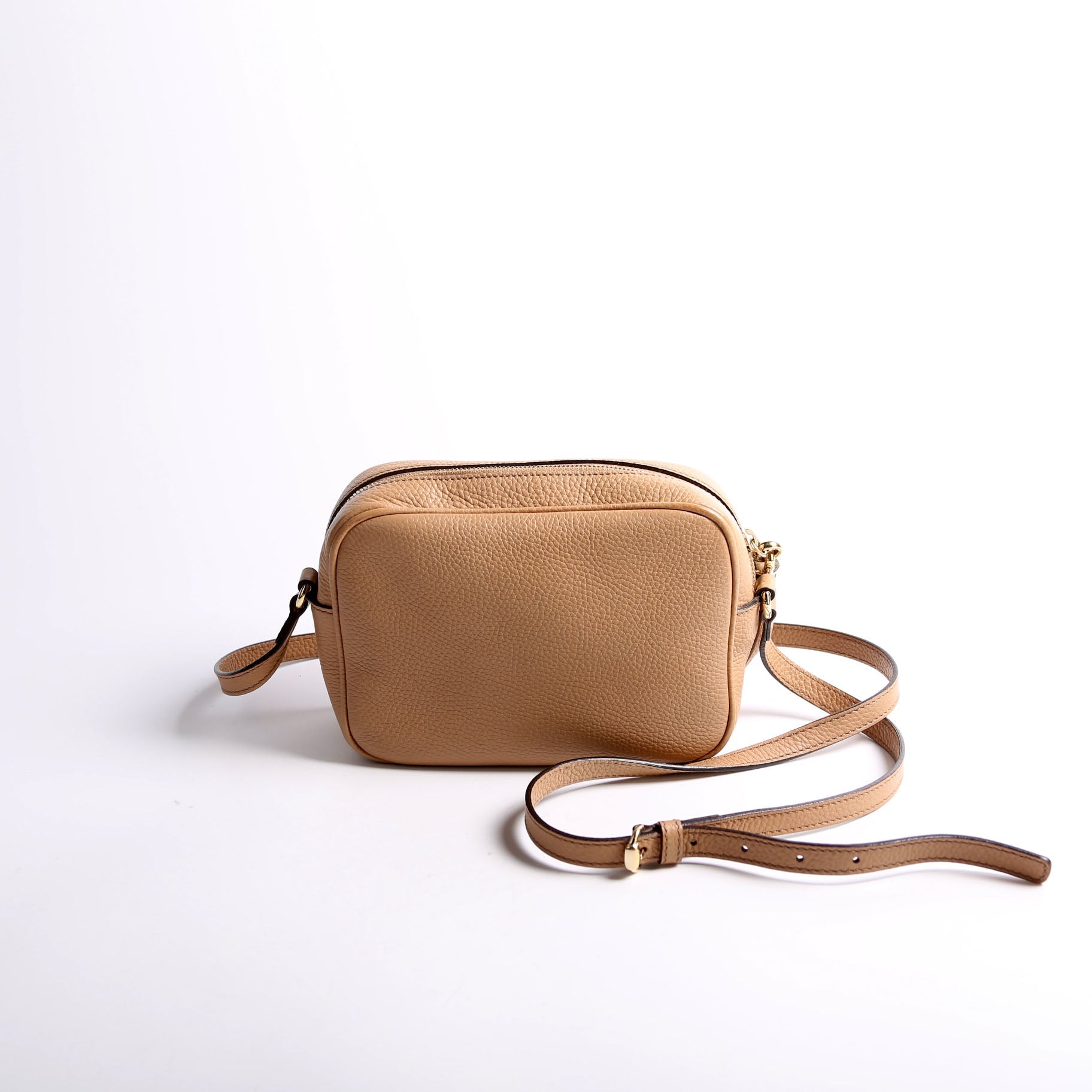 308364 Soho Disco Crossbody Tan