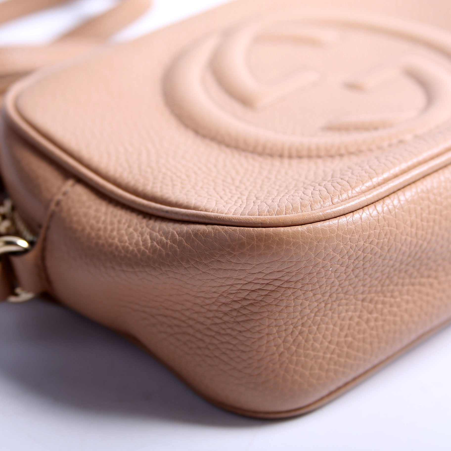 308364 Soho Disco Crossbody Tan