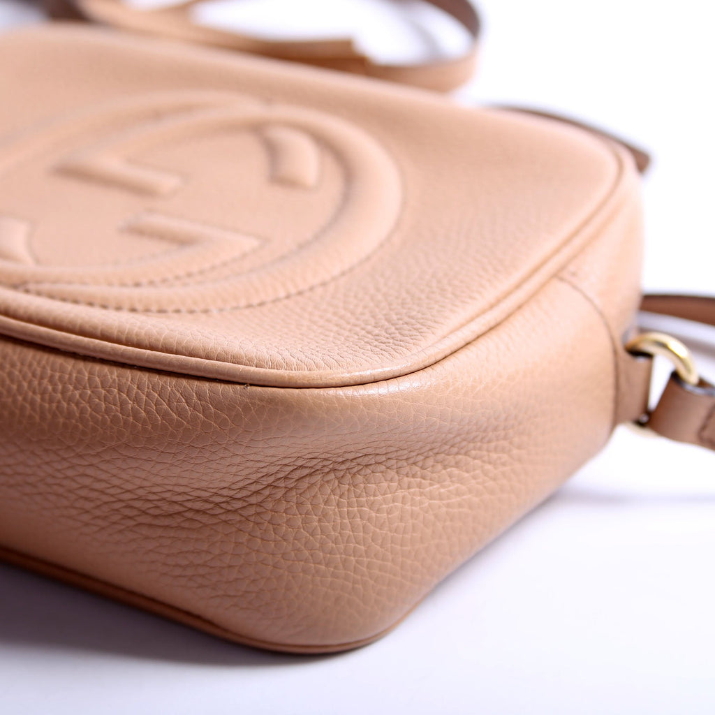 308364 Soho Disco Crossbody Tan