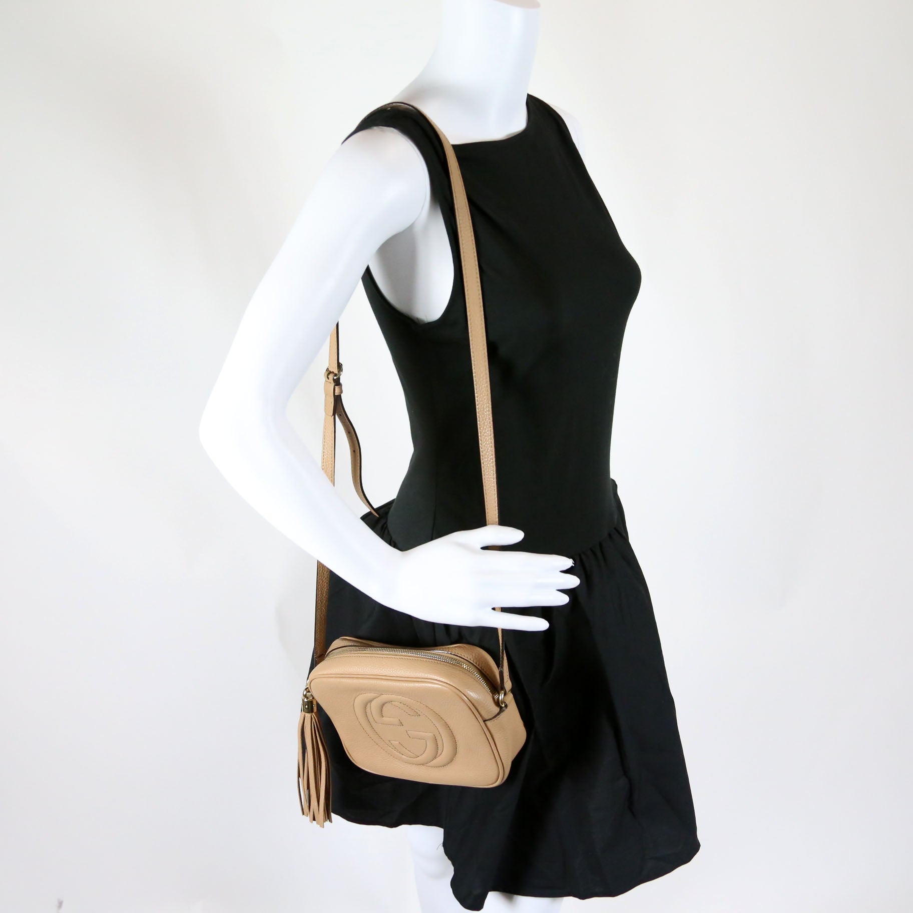 308364 Soho Disco Crossbody Tan