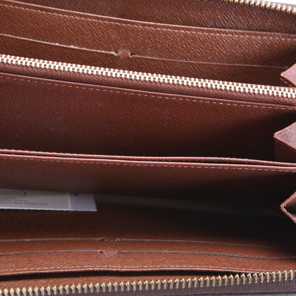 Zippy Wallet Monogram