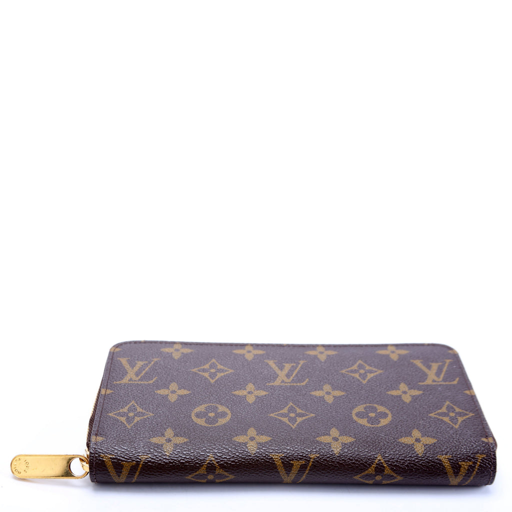 Zippy Wallet Monogram