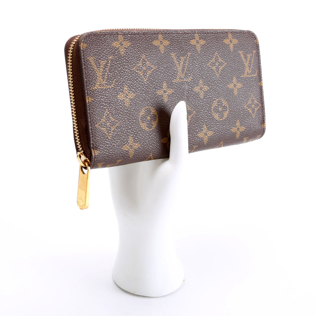 Zippy Wallet Monogram