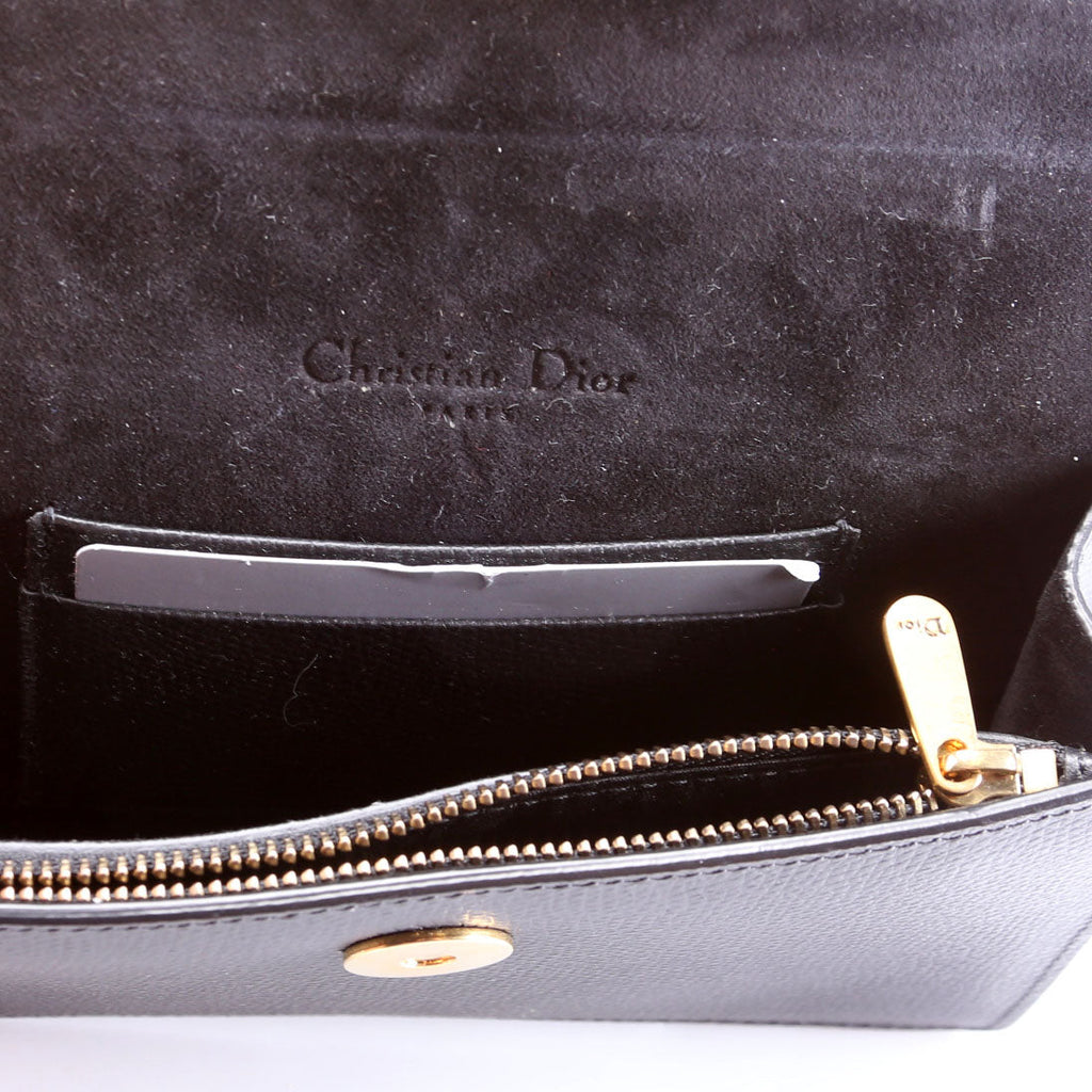 Slim Saddle Belt Bag Grain Leather Black