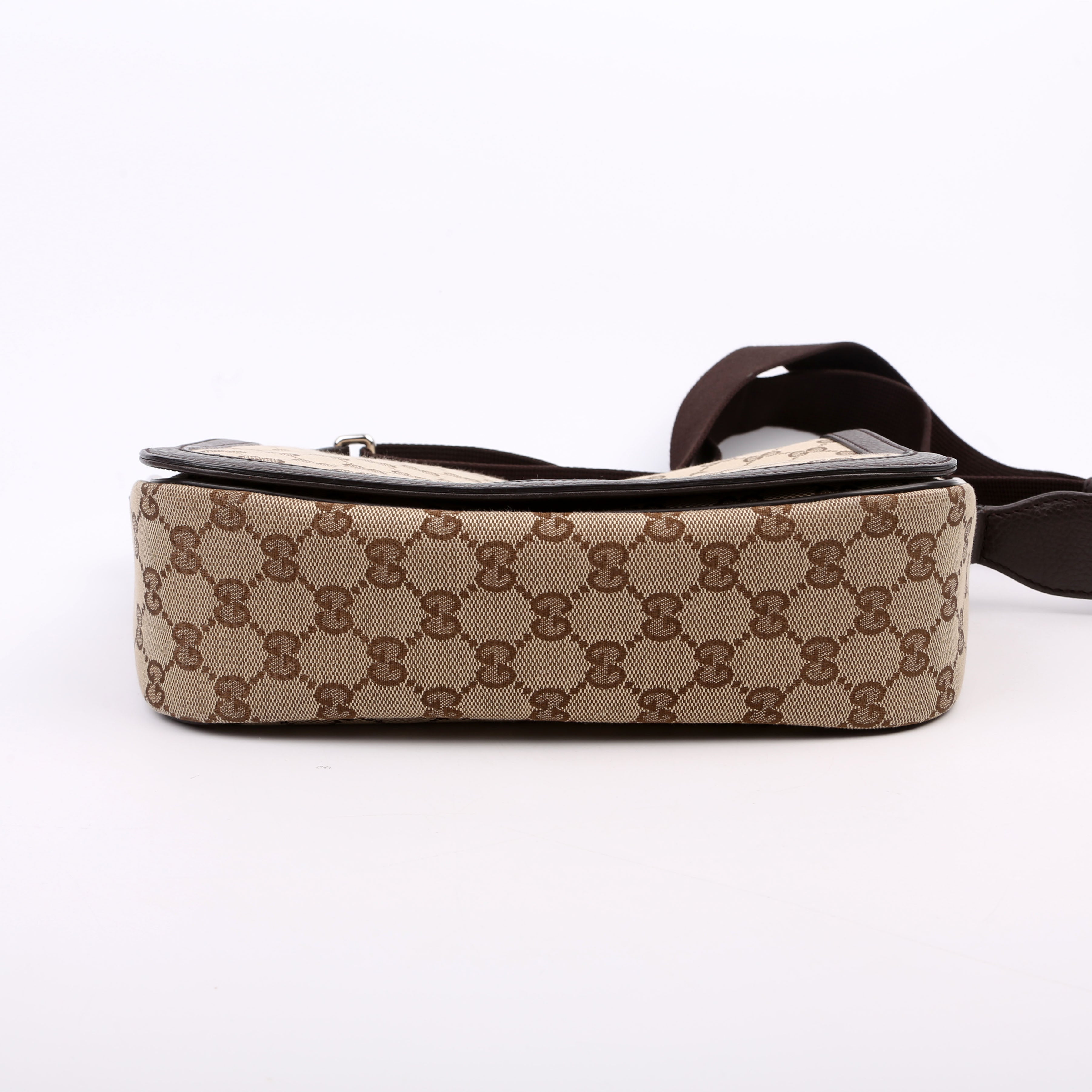 449172 GG Canvas Messenger