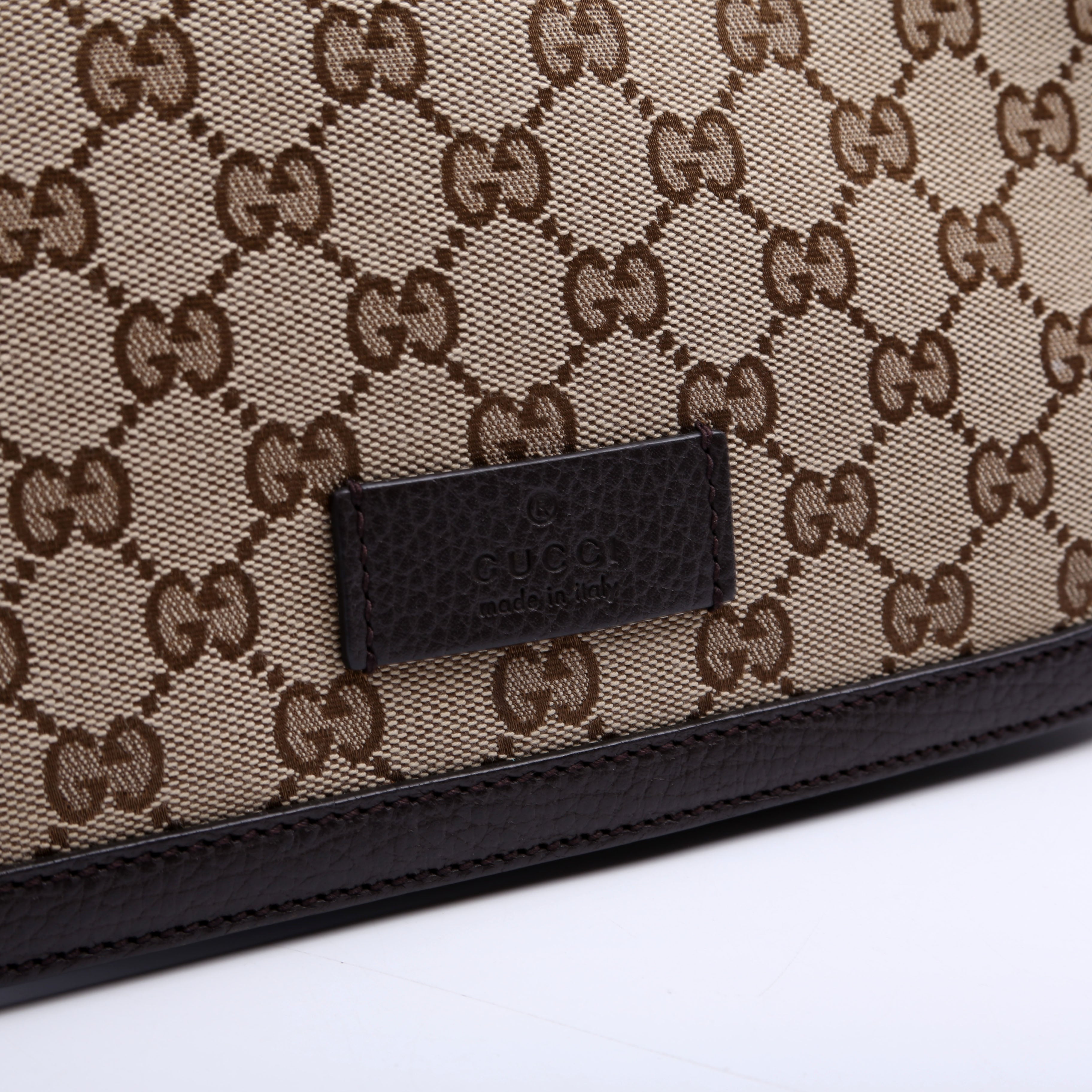 449172 GG Canvas Messenger