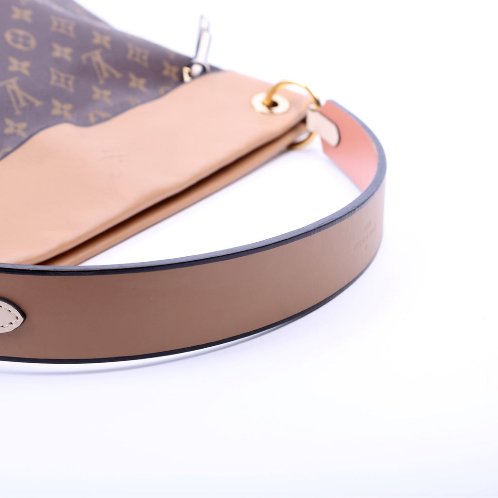 Tuileries Hobo Monogram Tan