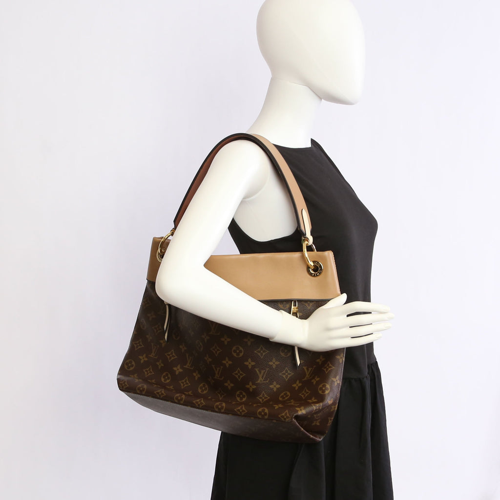 Tuileries Hobo Monogram Tan