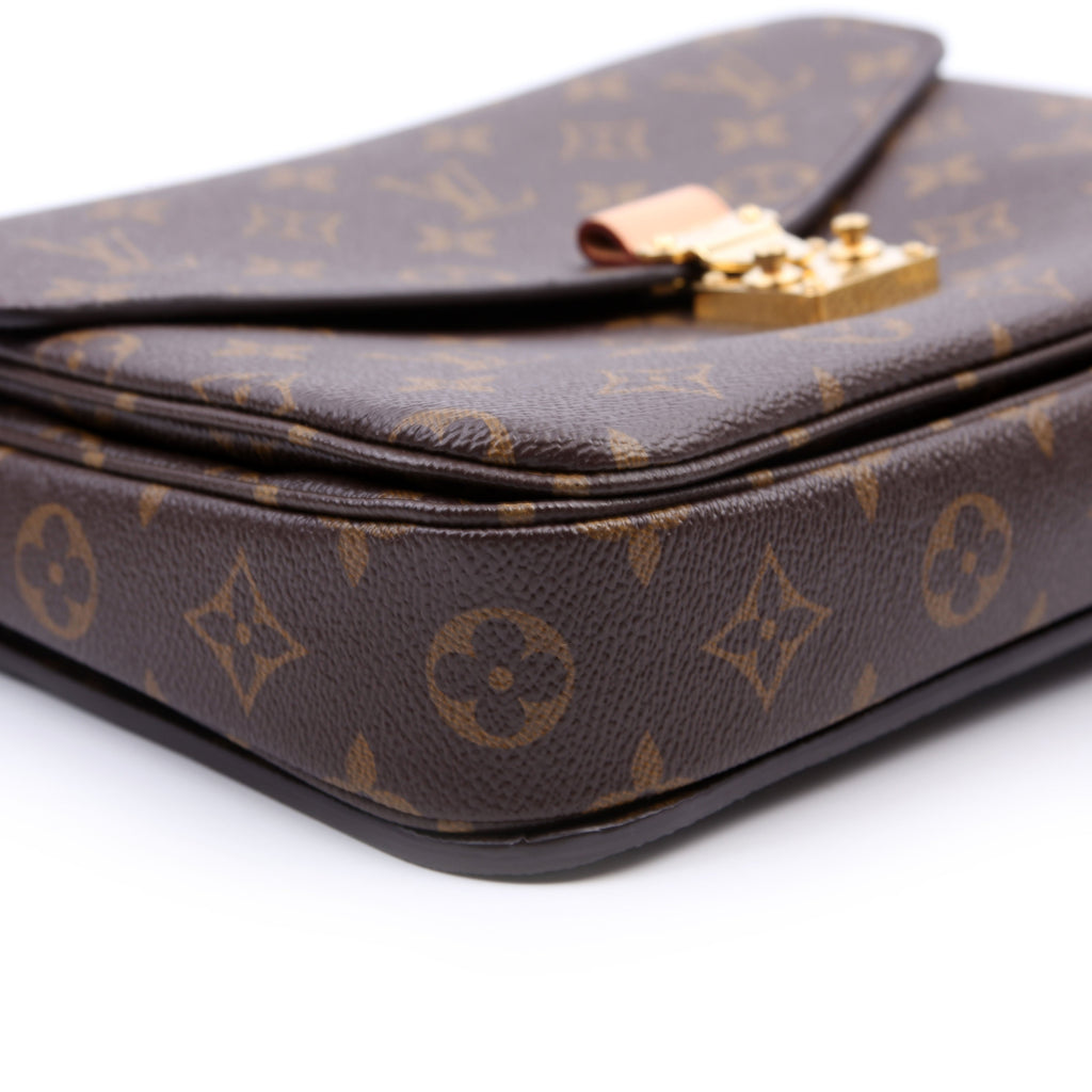 Pochette Metis Monogram