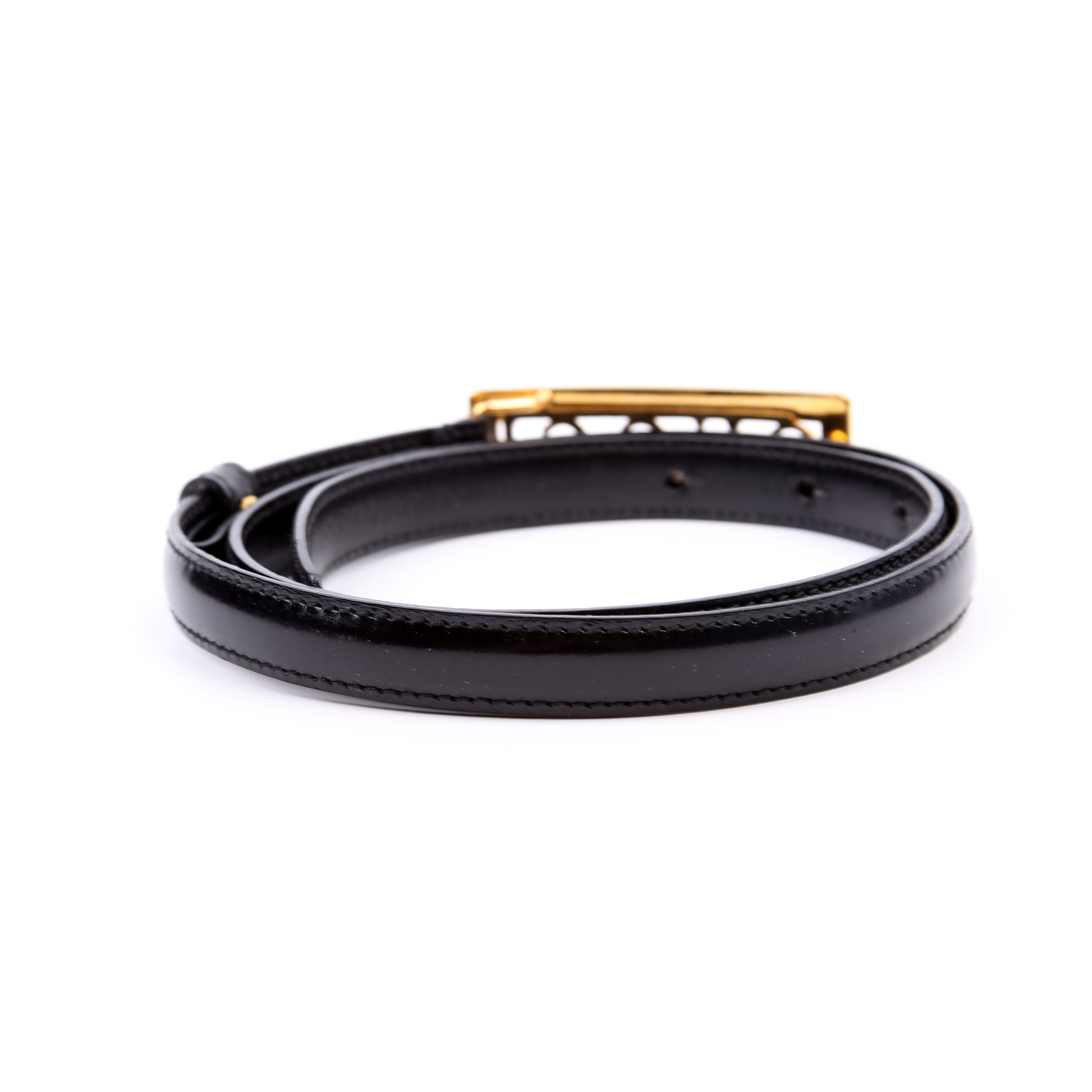 037.194 'Gucci' Logo Buckle Thin Vintage Size 70/28 Black