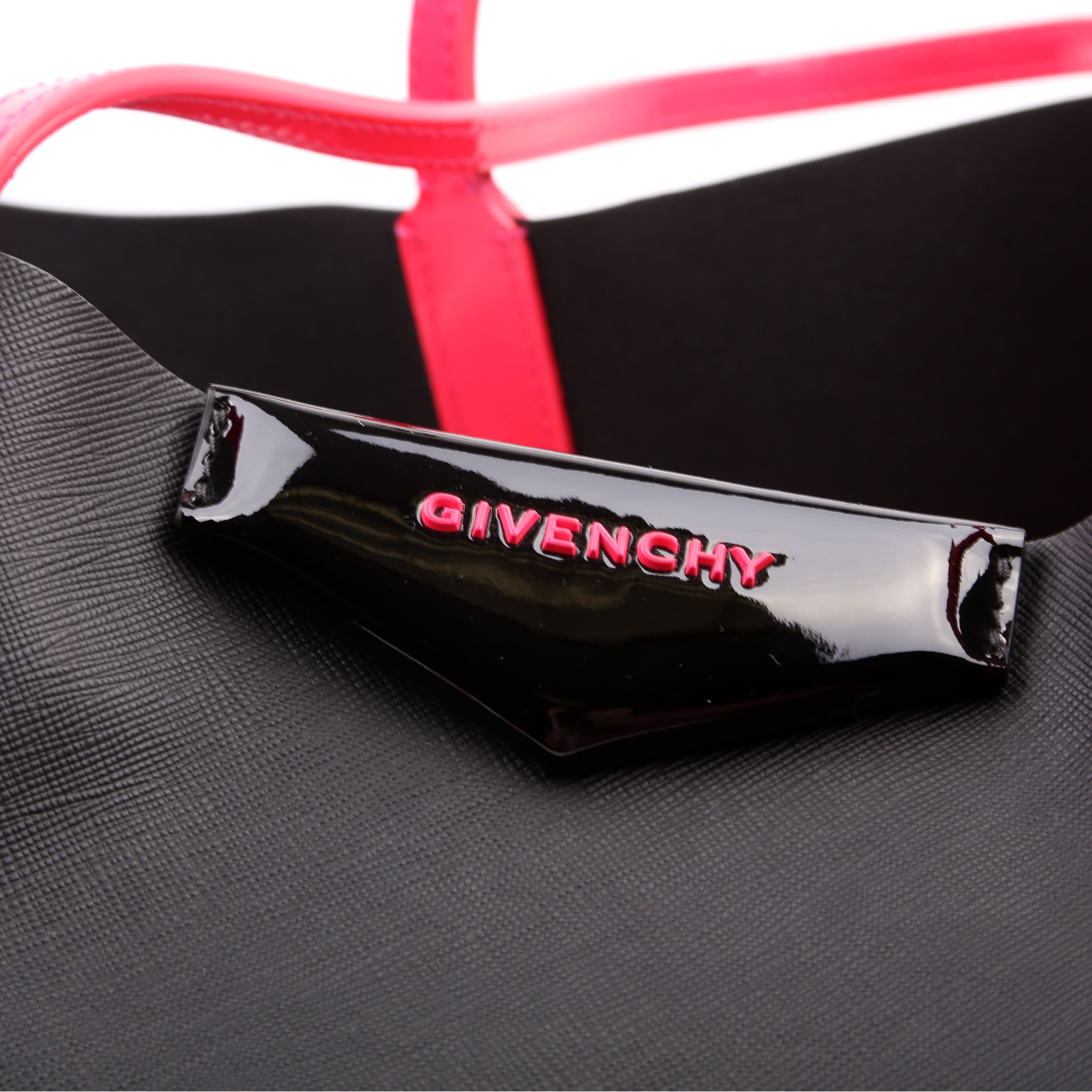 Antigona Shopping Tote Large Black/Pink