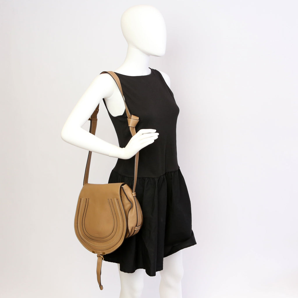 Marcie Saddle Bag Crossbody Medium Tan