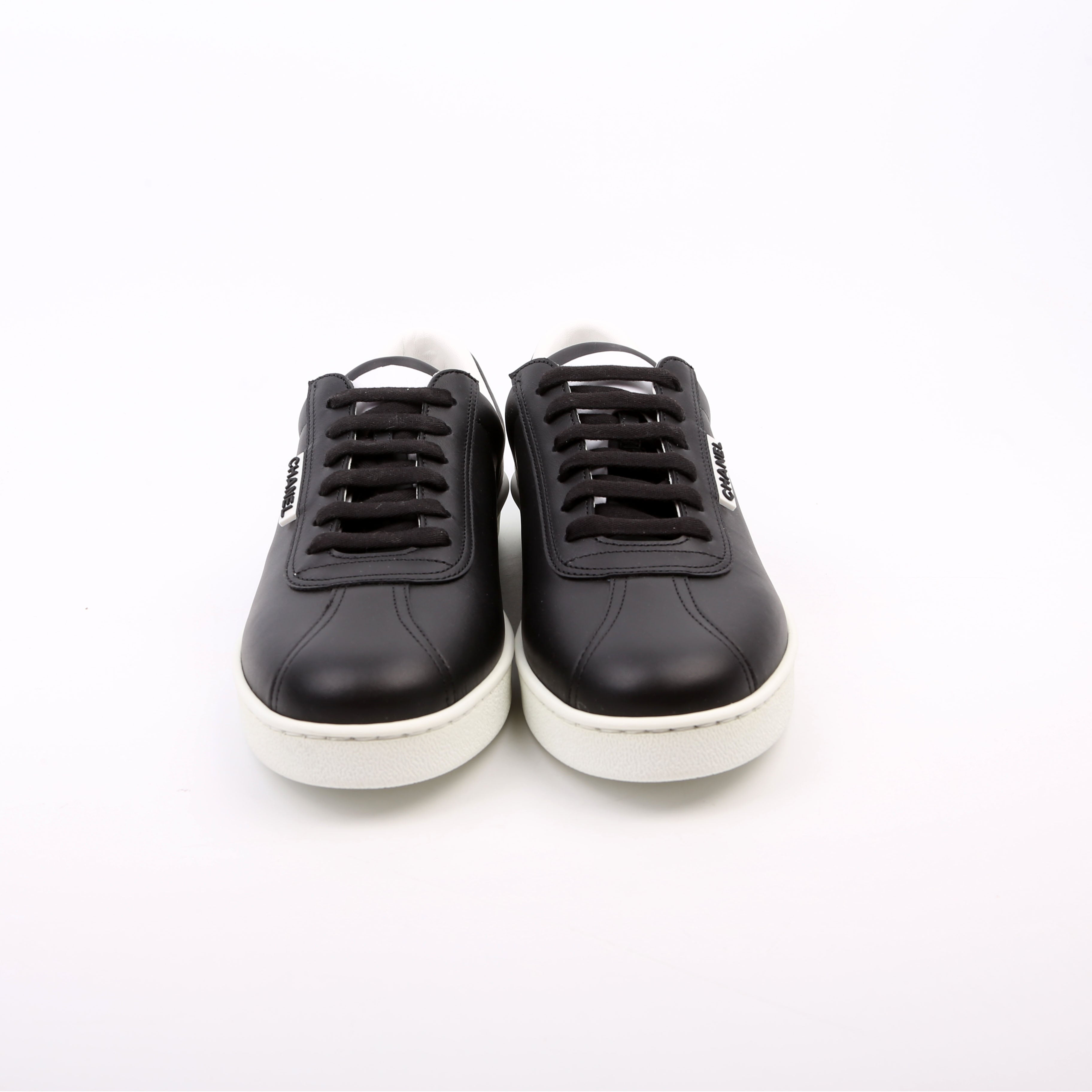 Uniform Sneakers Size 41 Black/White
