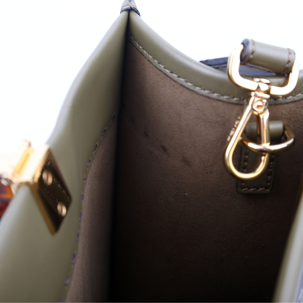8BH386 Sunshine Shopper Medium Leather Green