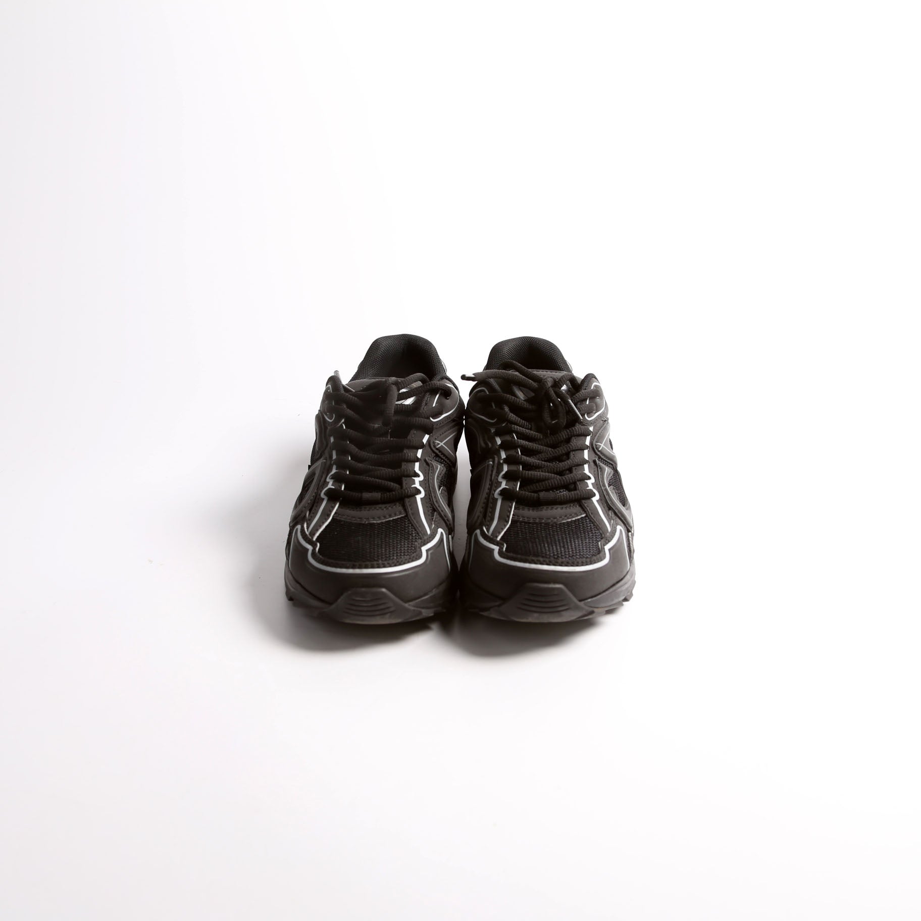 B30 Countdown Sneakers Size 39 Black