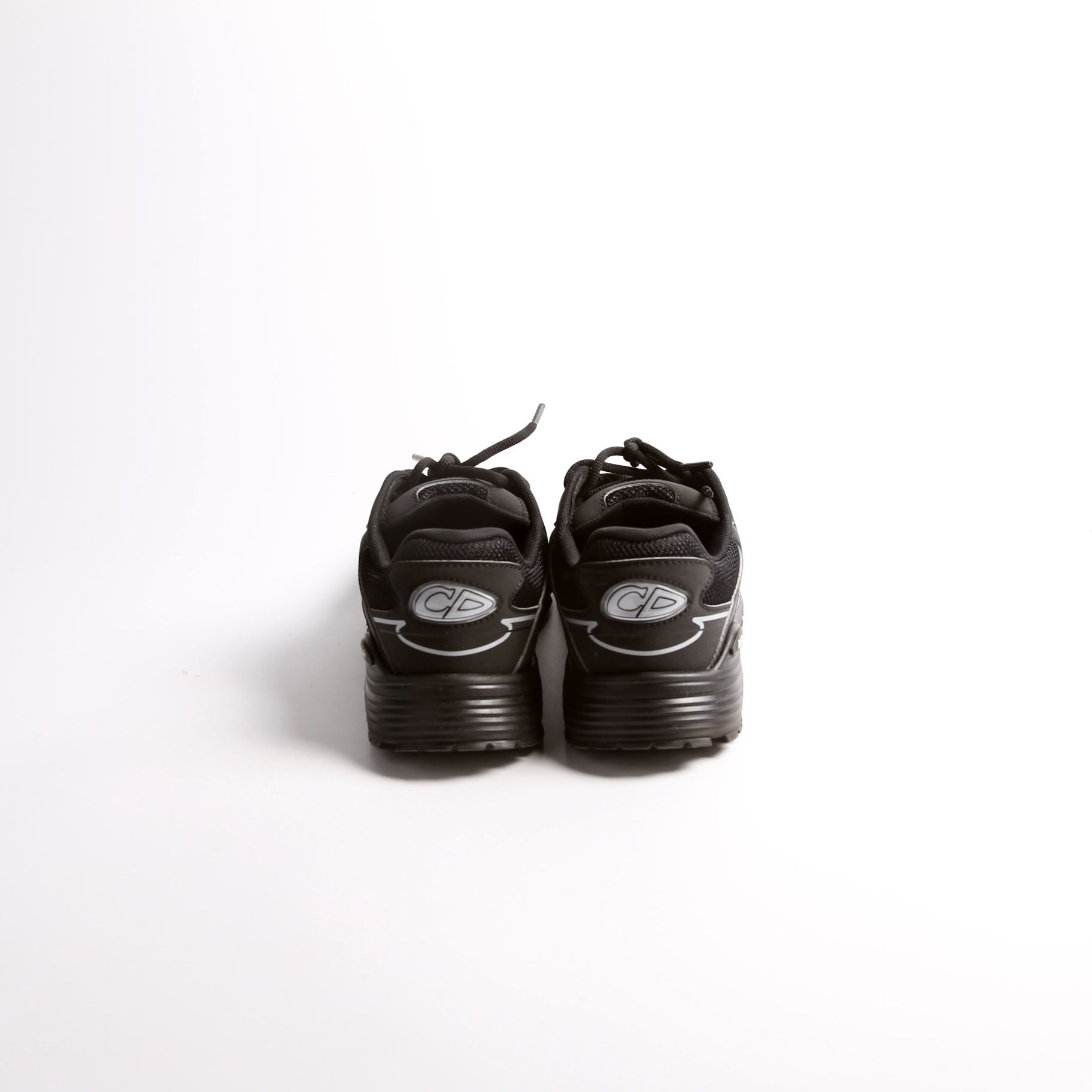 B30 Countdown Sneakers Size 39 Black