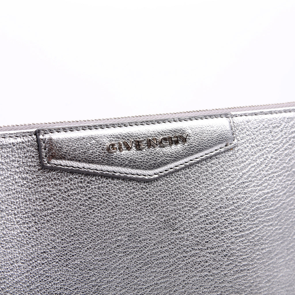 Antigona Large Flat Zip Pouch Silver
