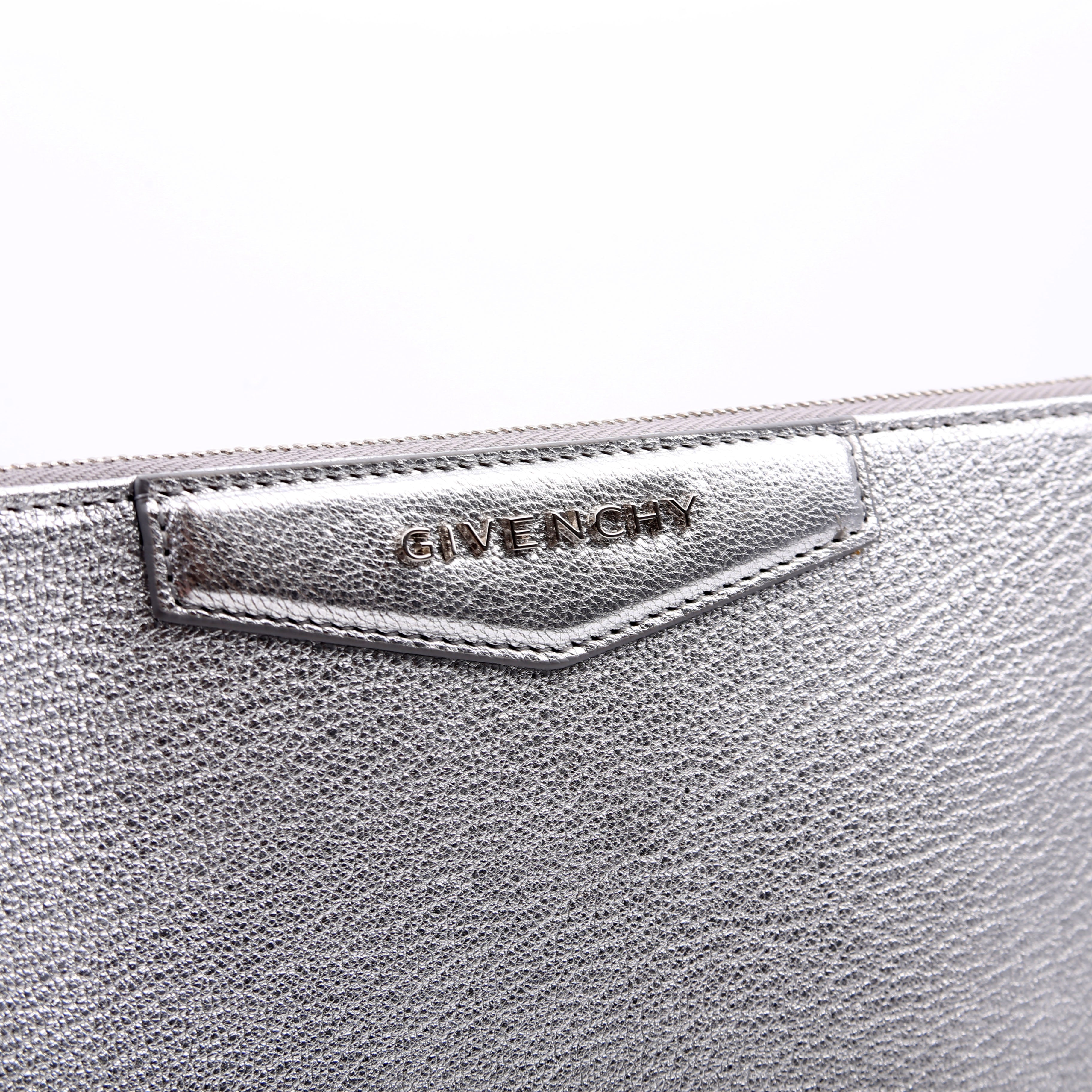 Antigona Large Flat Zip Pouch Silver