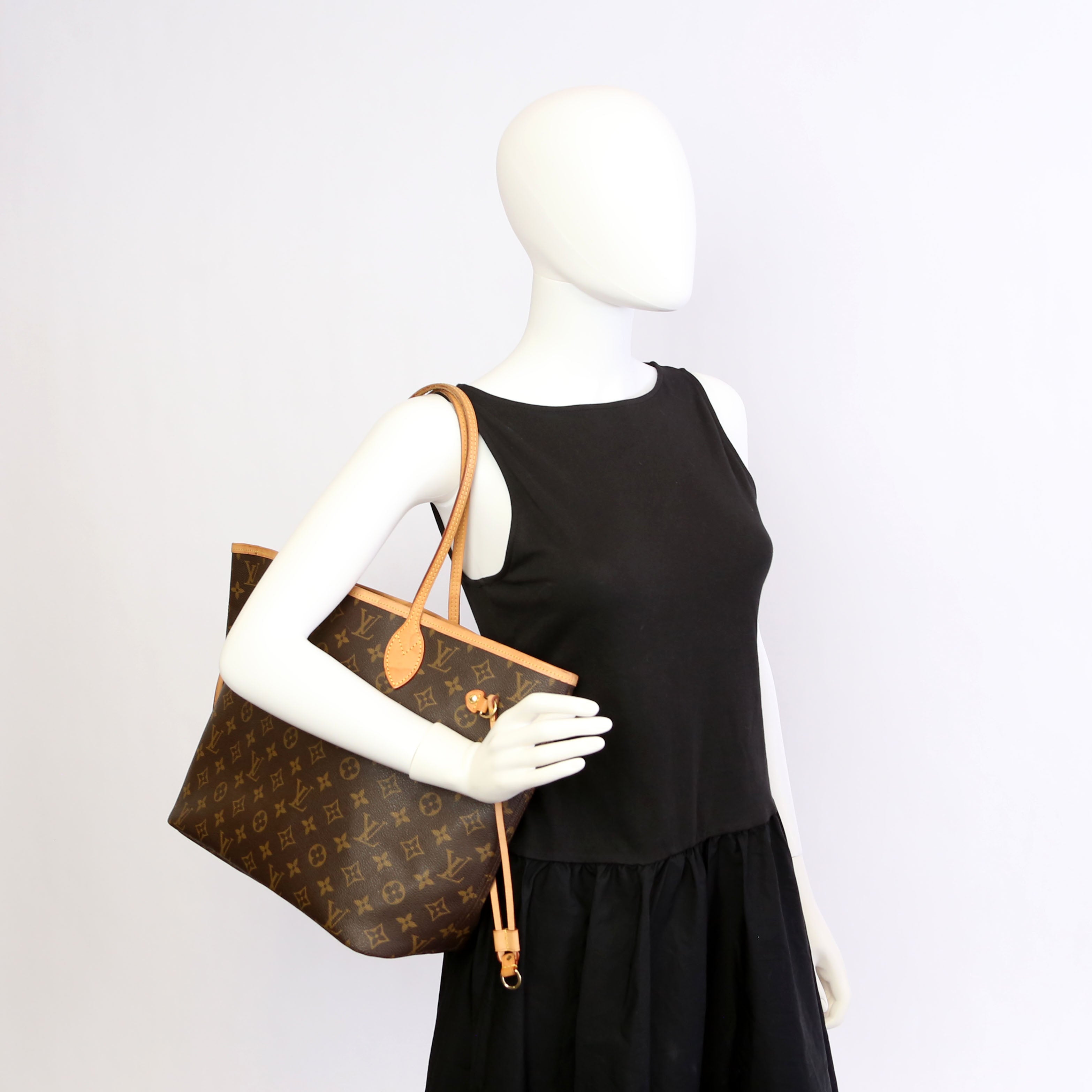 Neverfull MM With Wallet Monogram
