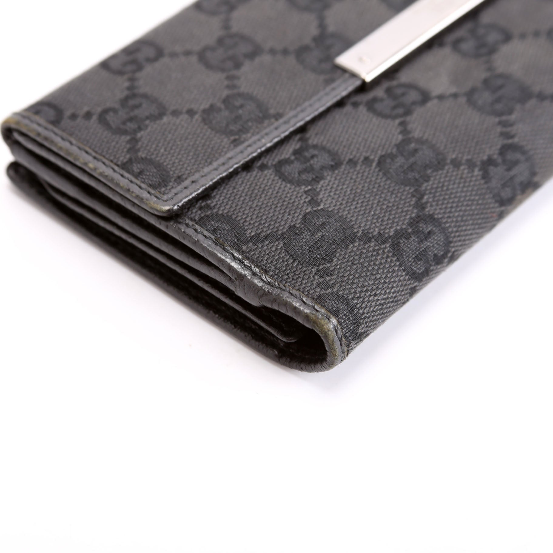 112715 GG Canvas Continental Wallet