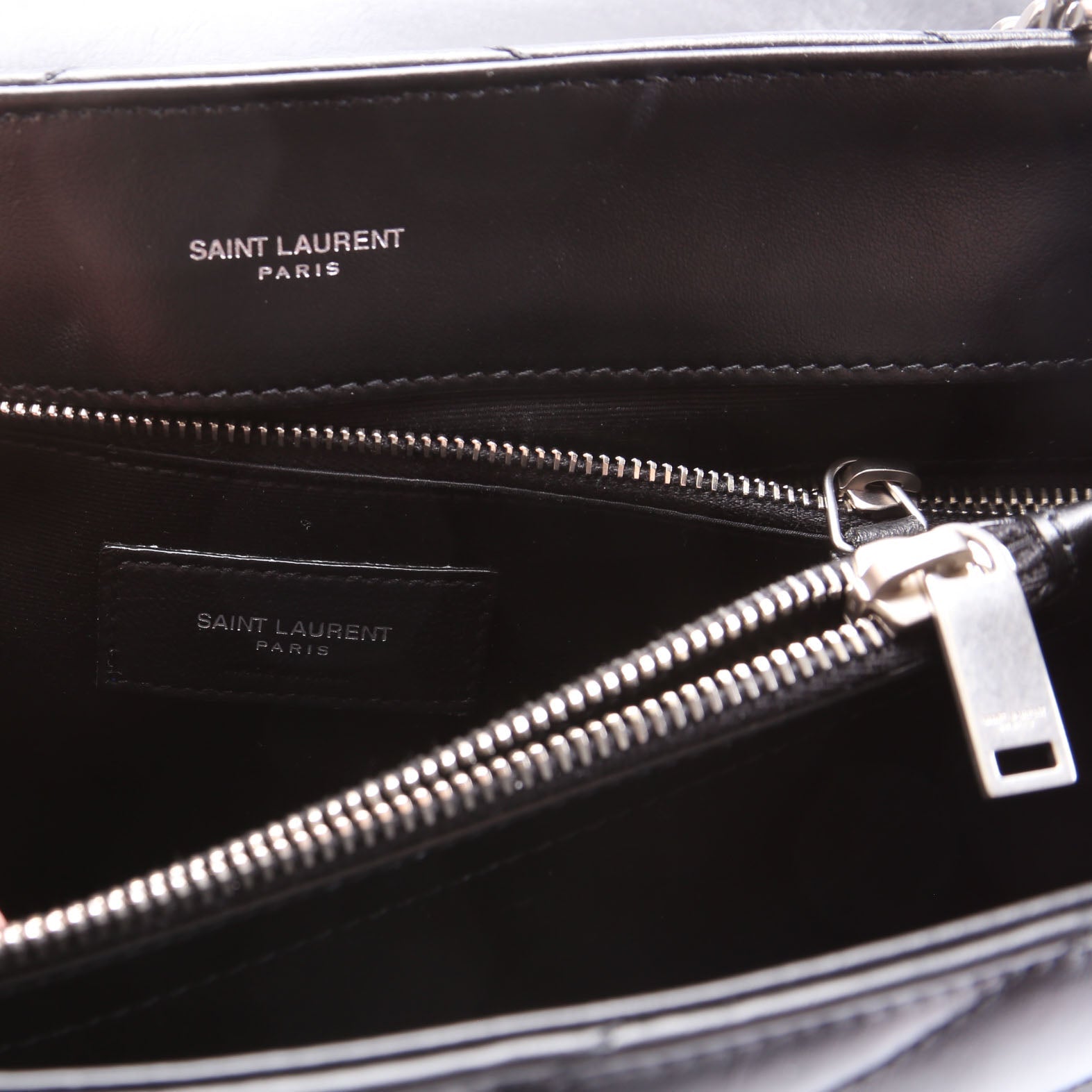 SAINT LAURENT Loulou Medium Quilted Black/Silver