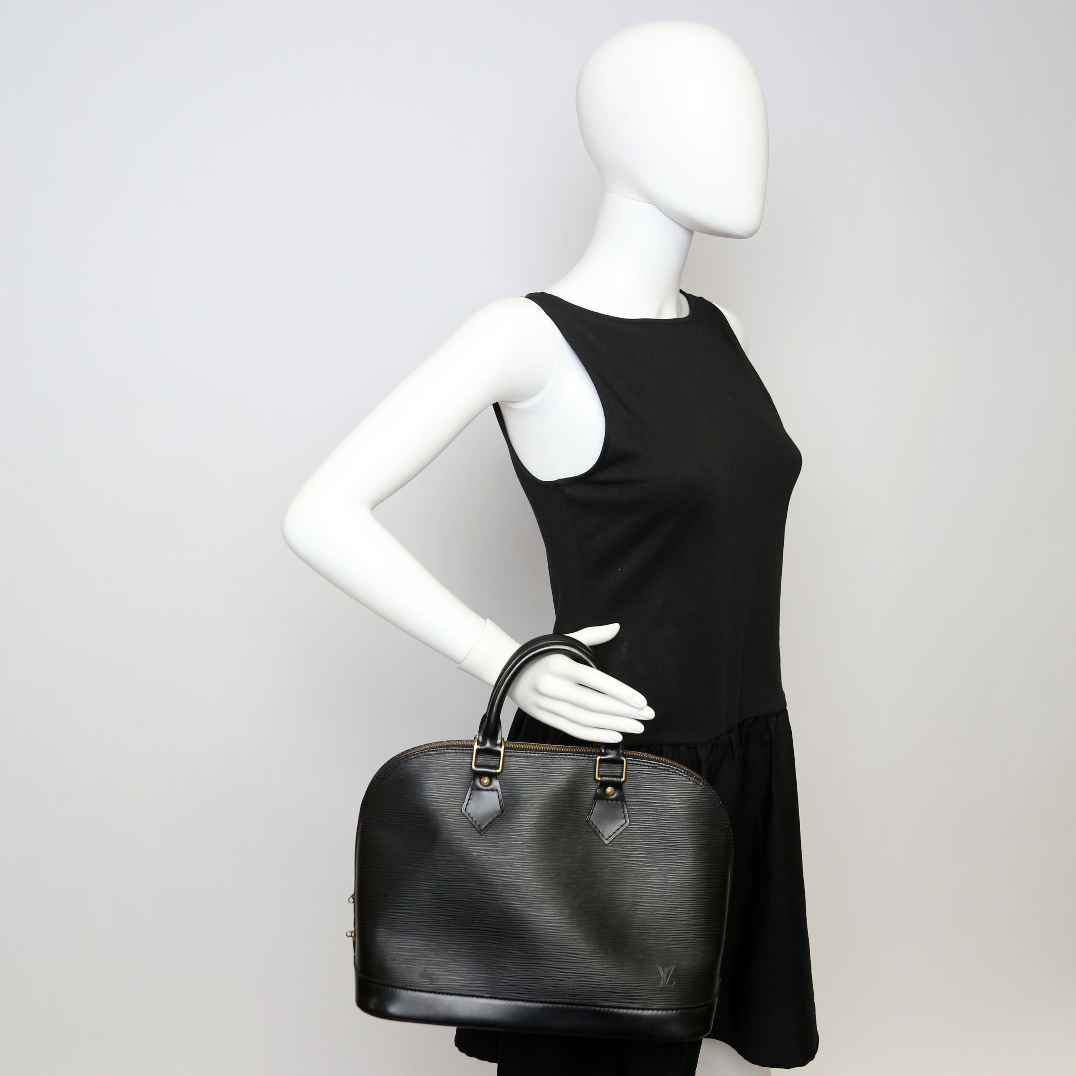 Alma PM Epi Older Black