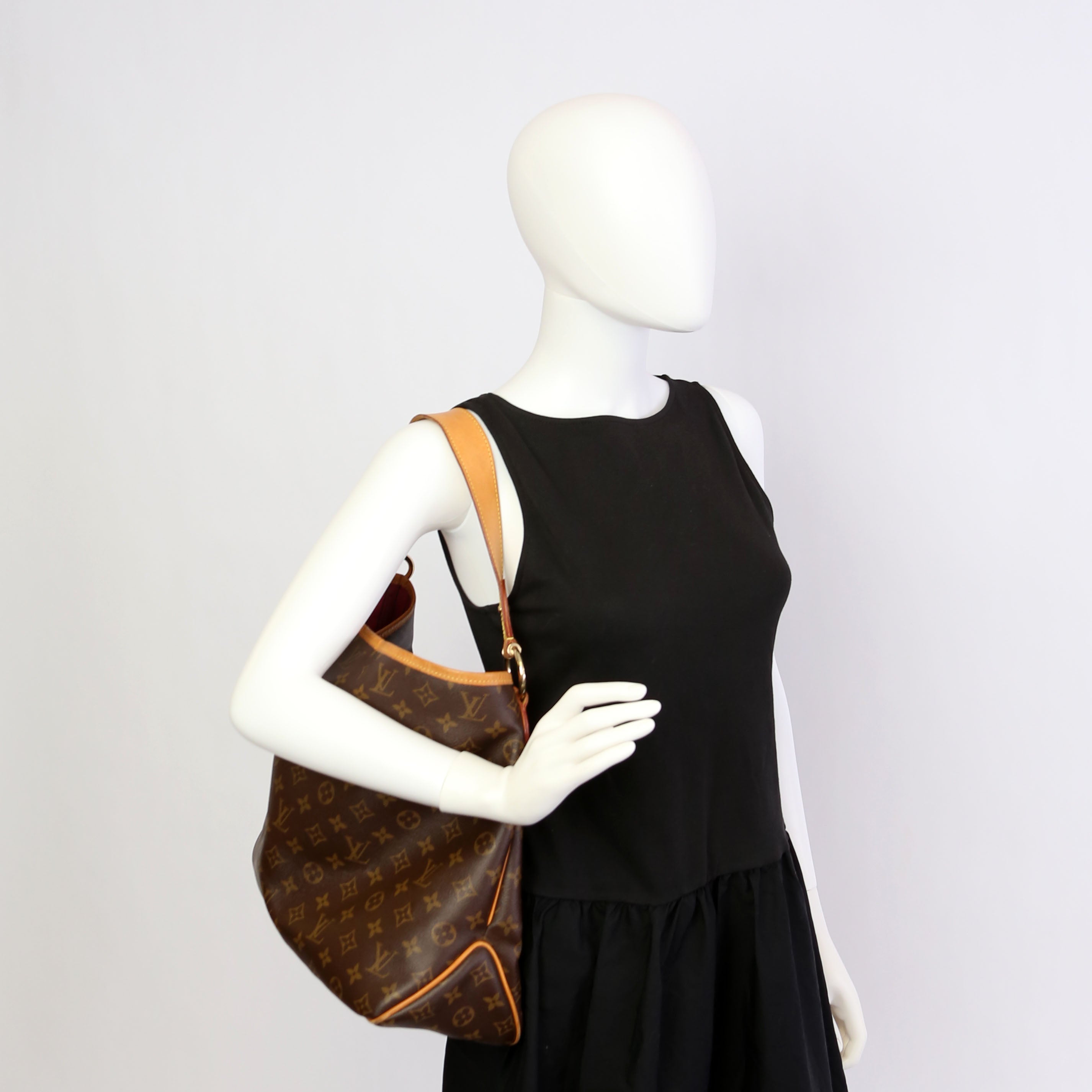 Delightful MM Monogram