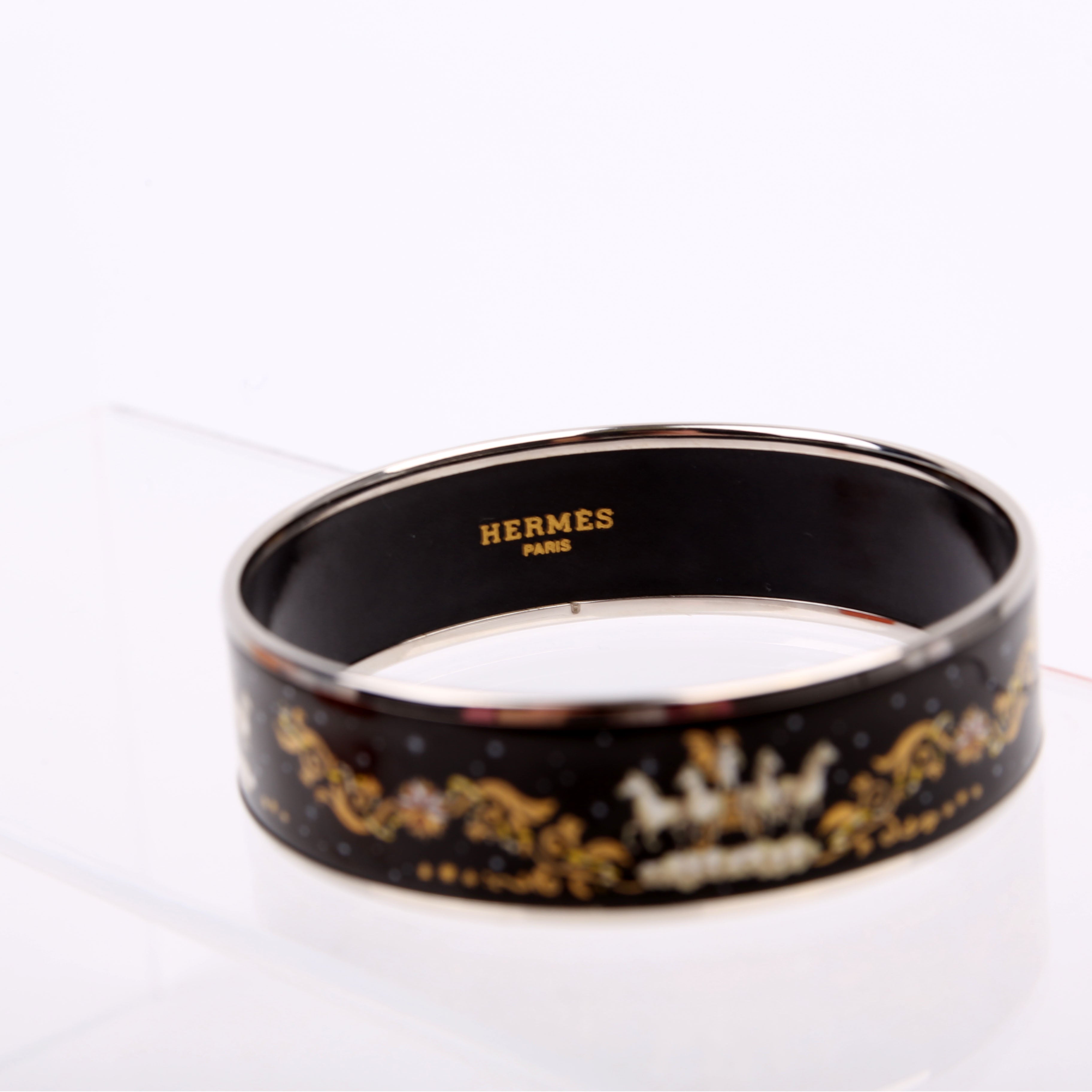 Enamel Wide Bangle Black