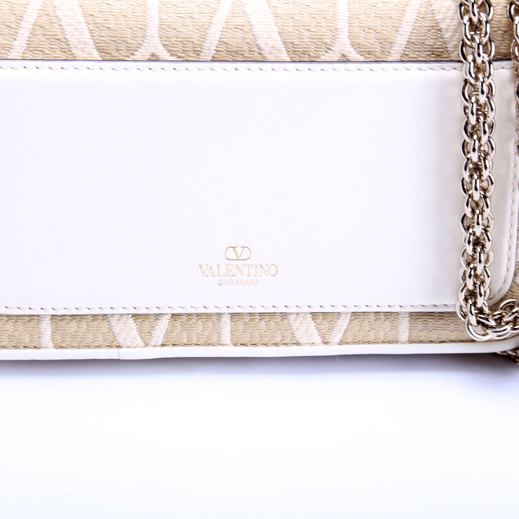 V Logo Small Loco Raffia Shoulder Bag Beige/White
