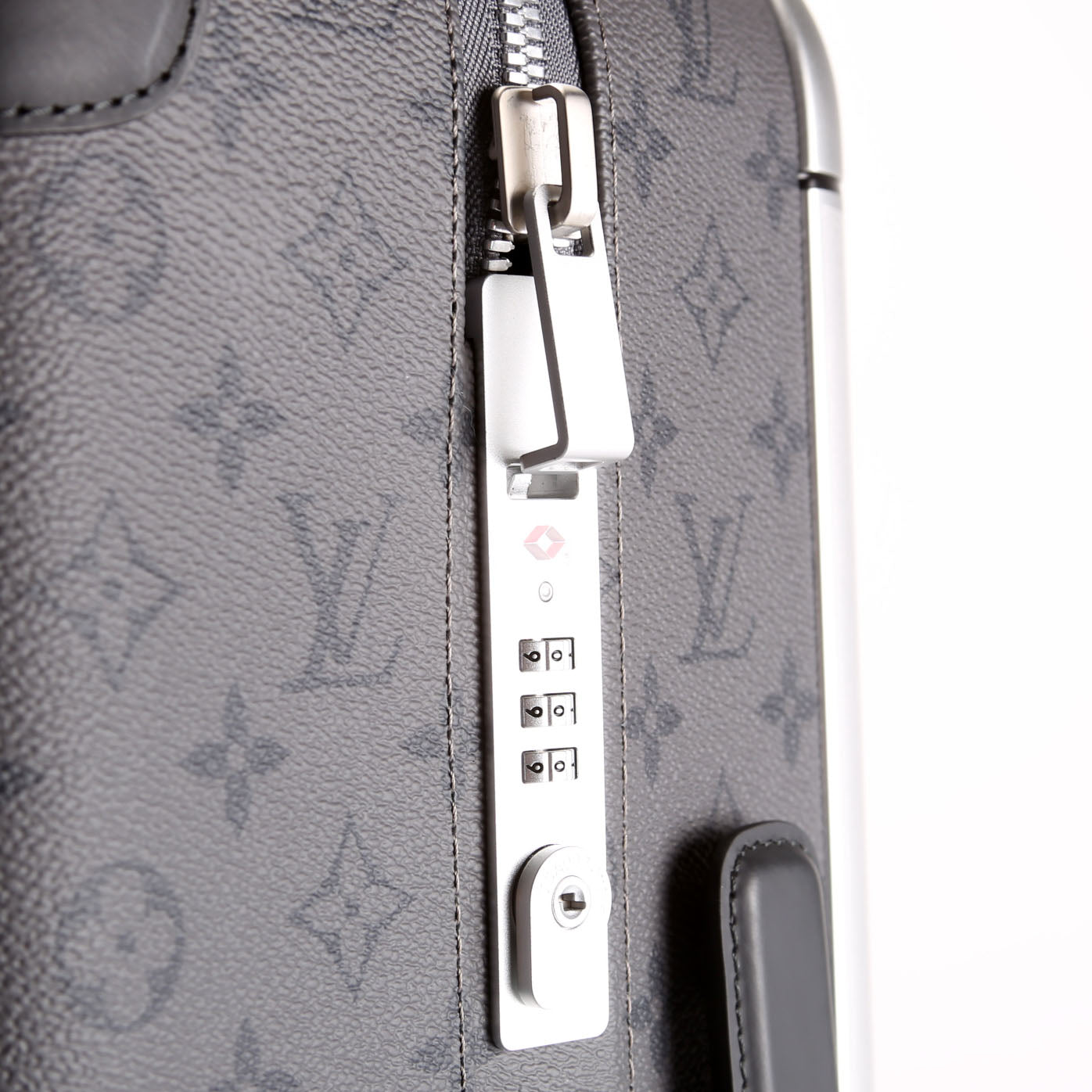 LV X YK Horizon 55 Monogram Eclipse